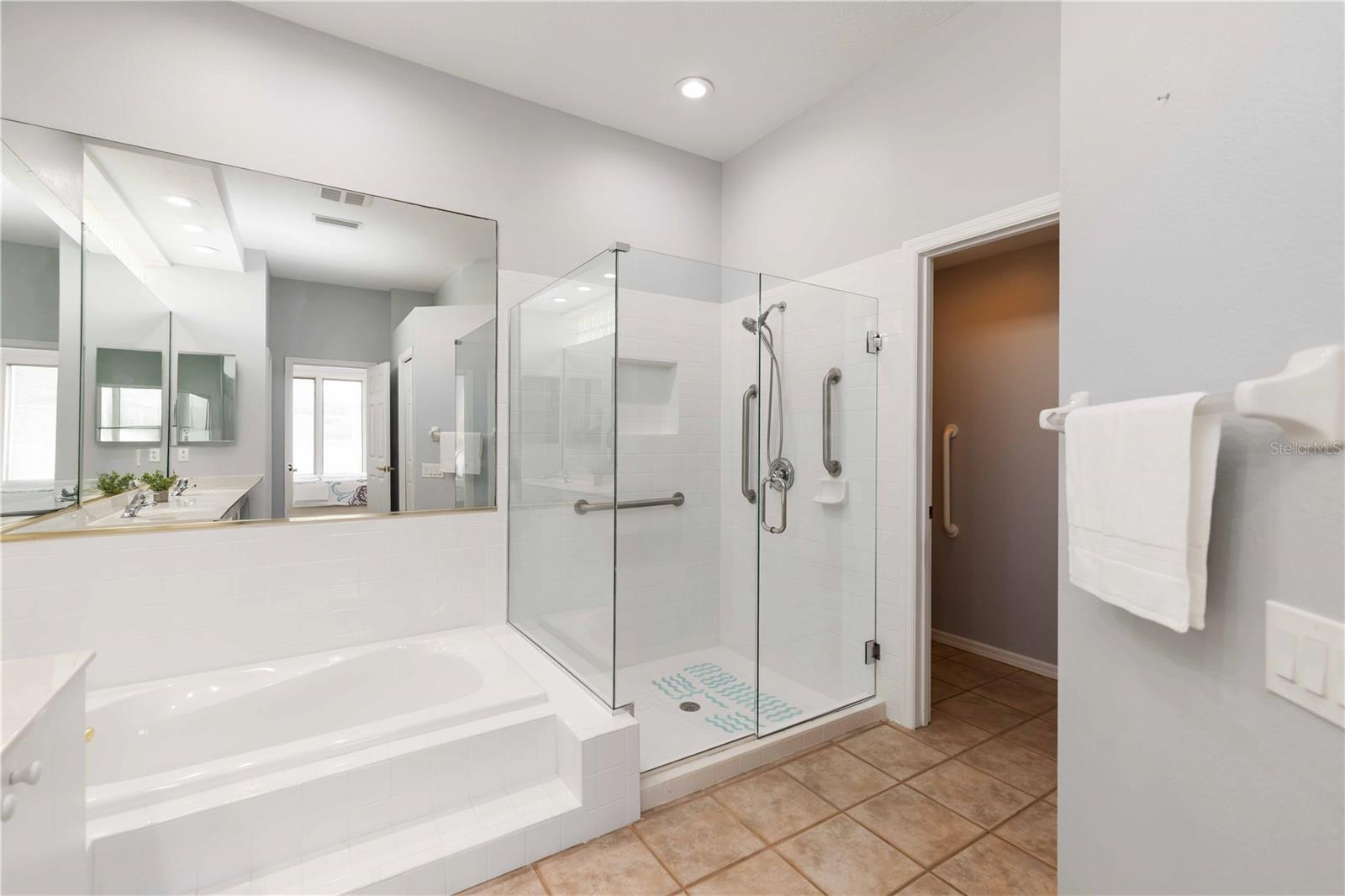 ROSEDALE 11 - Residential