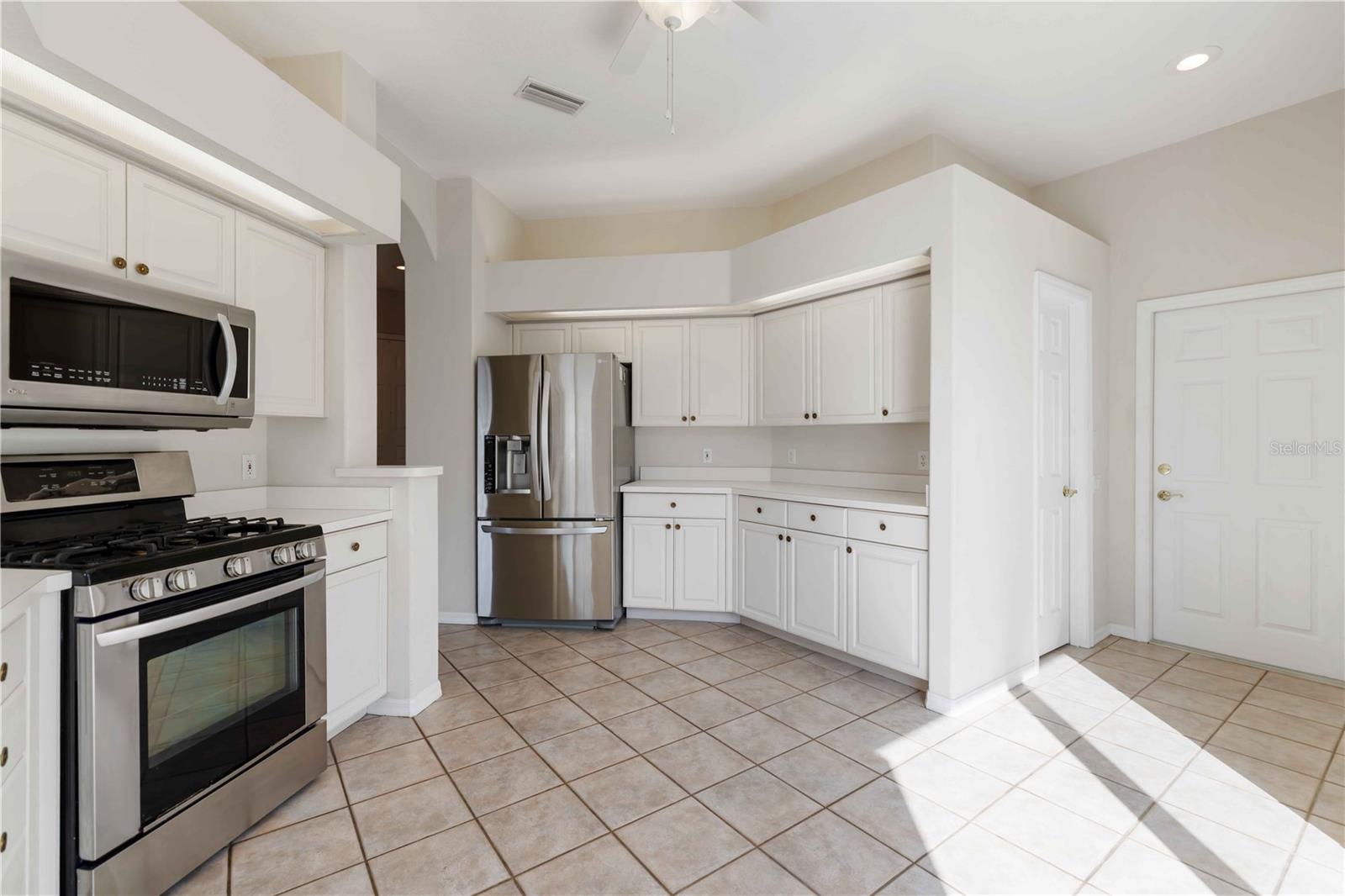 ROSEDALE 11 - Residential