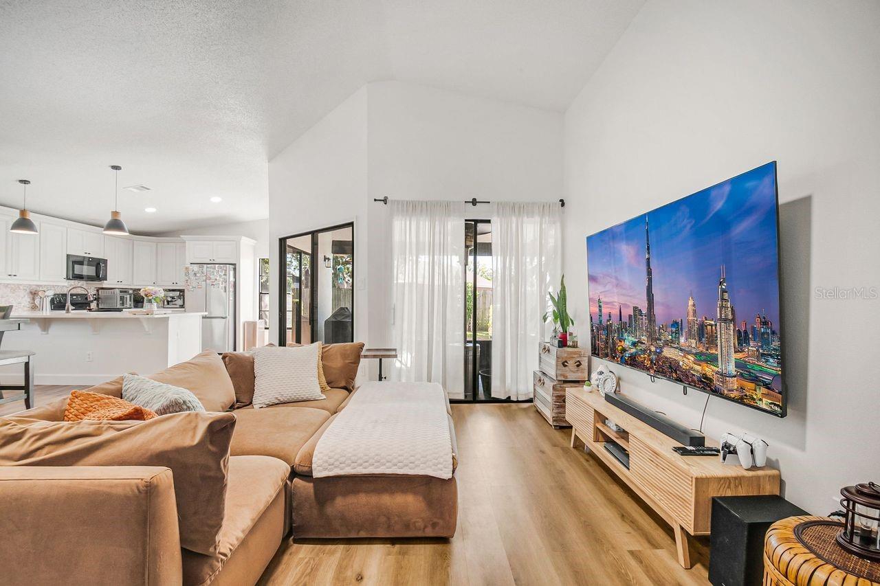 3038 WOOLRIDGE DRIVE