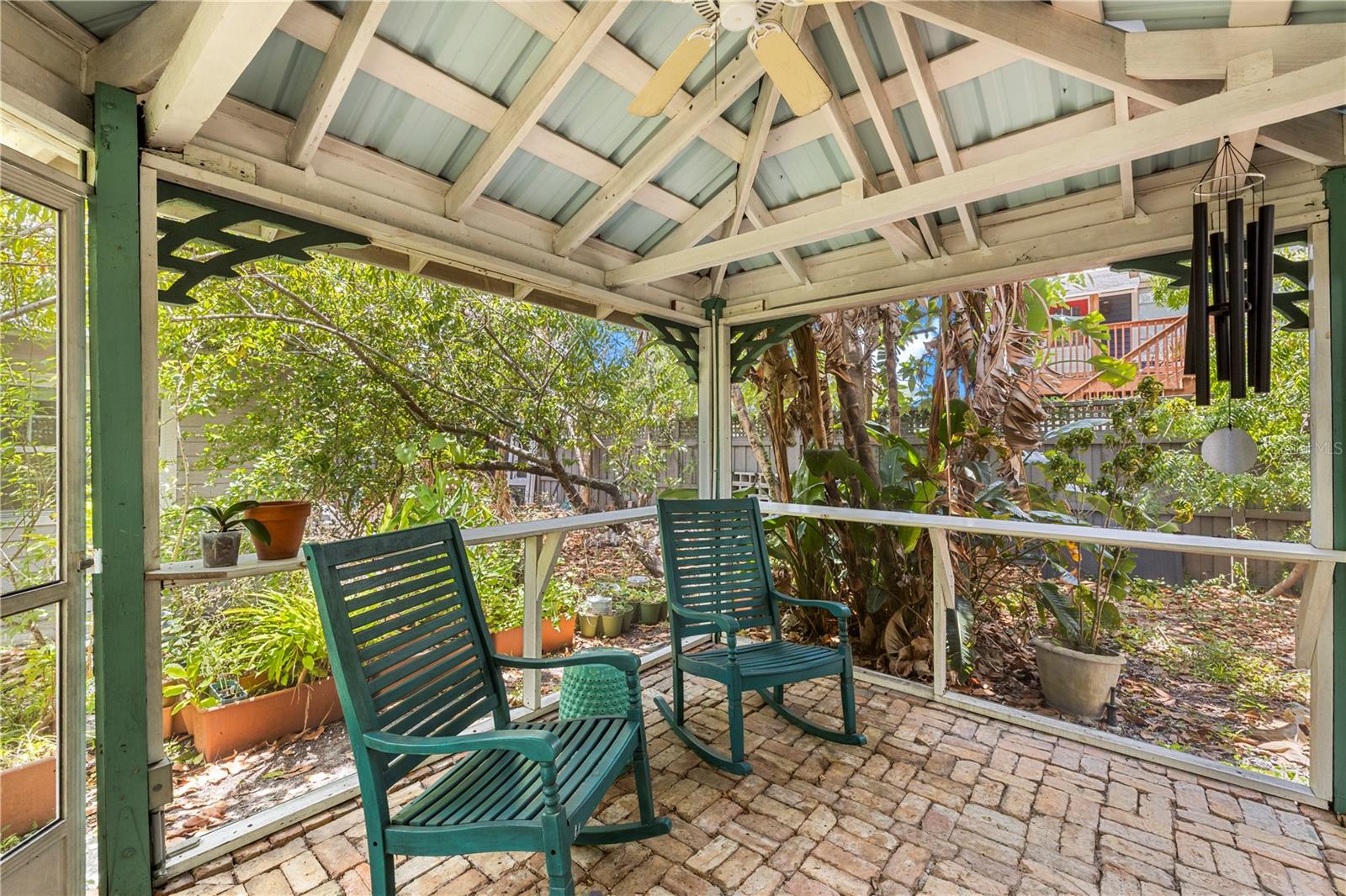 SEMINOLE HEIGHTS OF NORTH TAMP - Residential