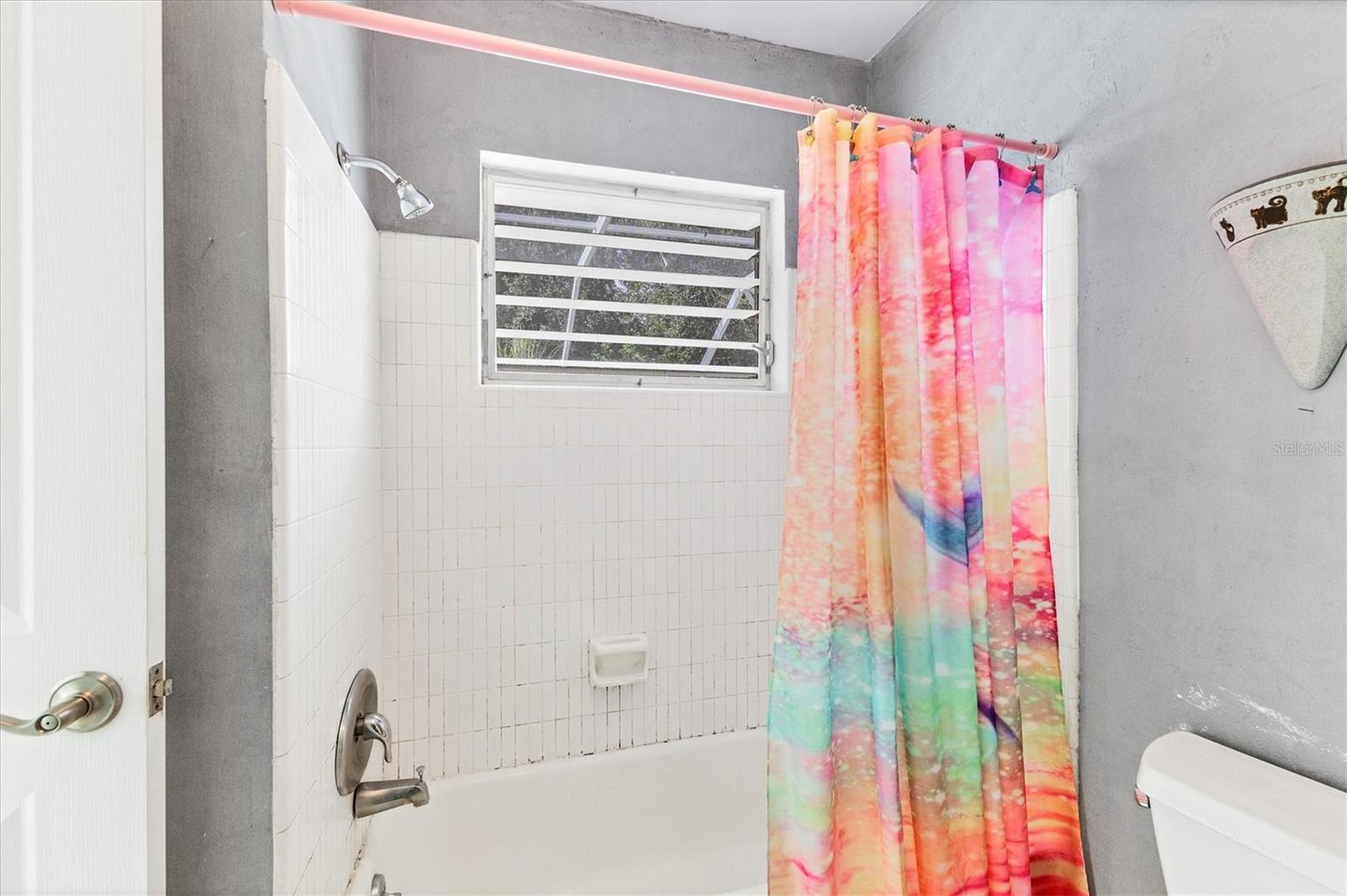 SOUTH GATE - Residential