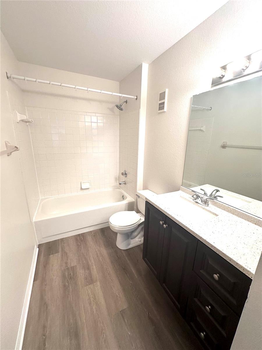 BERMUDA DUNES PRIVATE RESIDENCE - Residential Lease