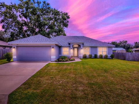 Photo of 9312 SE 162nd Place, Summerfield, FL 34491 (MLS # G5102412)