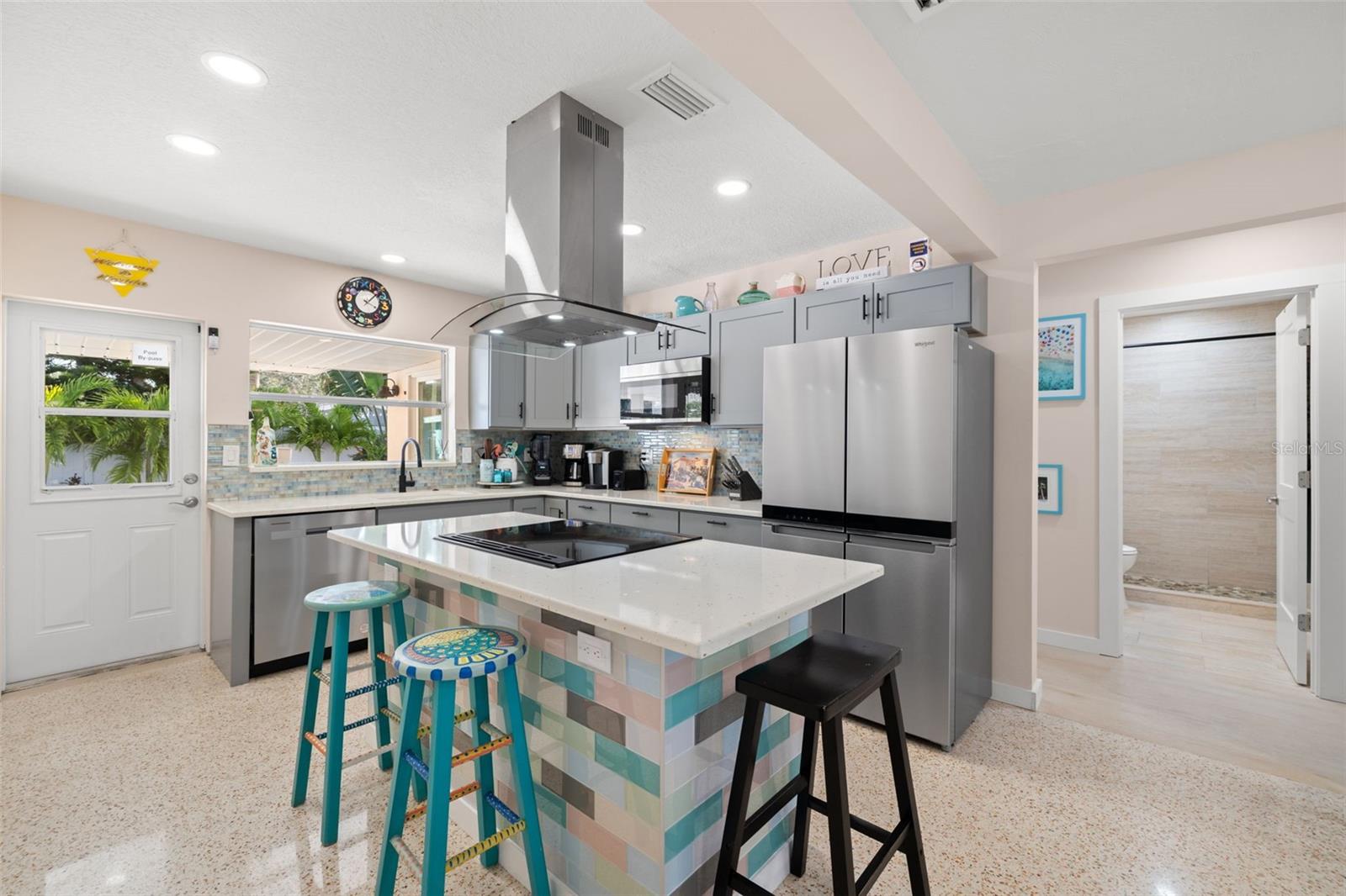 1211 BAY PINE BOULEVARD