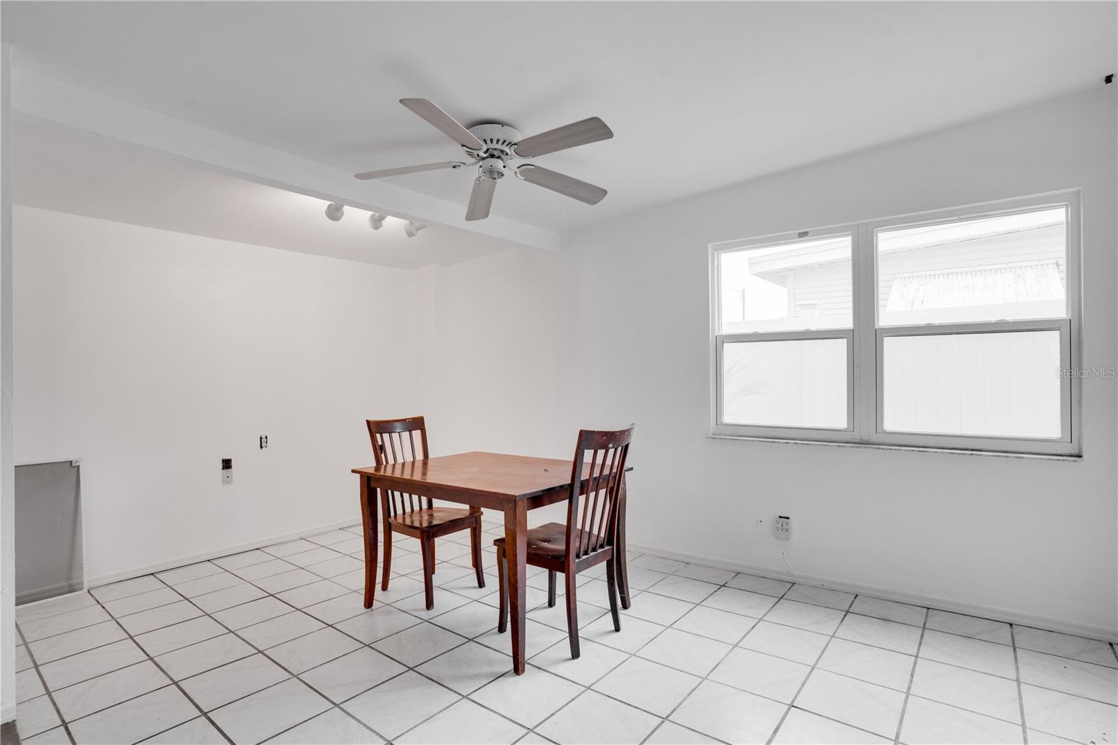 ORANGE LAKE VILLAGE - Residential