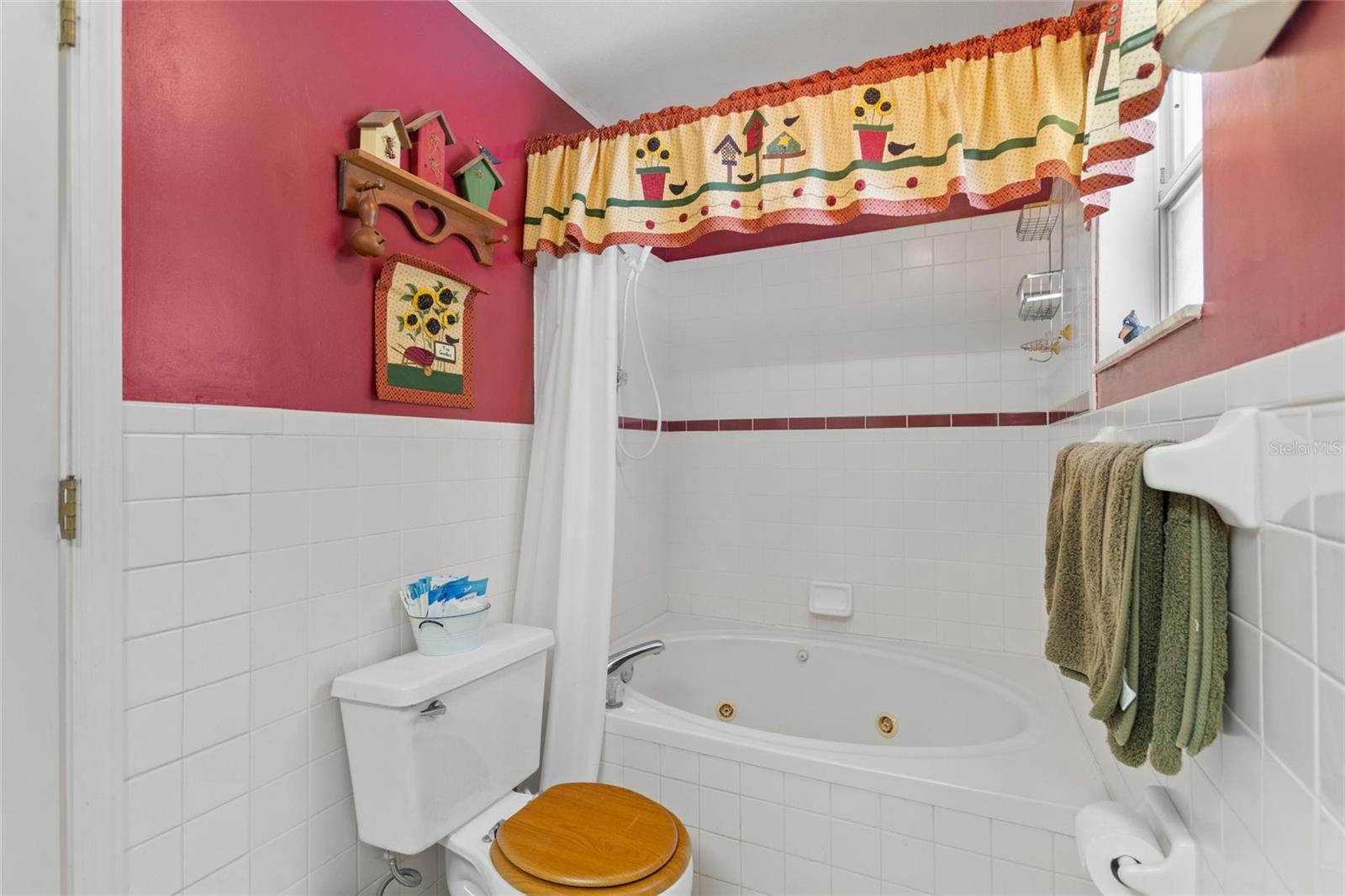 INDIAN LAKE ESTATES - Residential