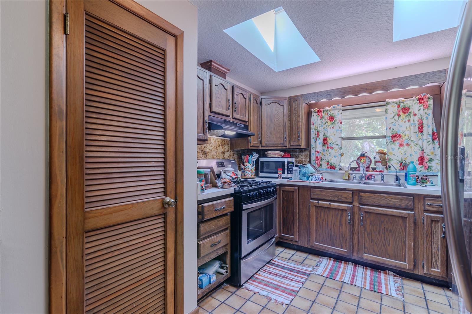 WALDO PLACE - Residential