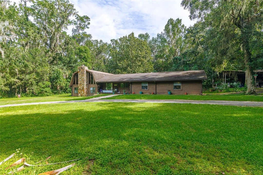 Photo of 1600 SW 42nd Street, Ocala, FL 34471 (MLS # O6350449)