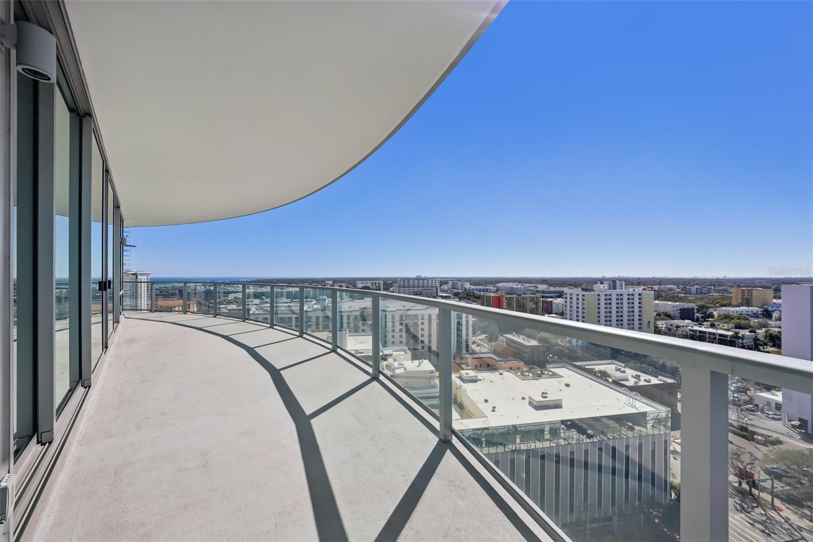 400 CENTRAL - Residential