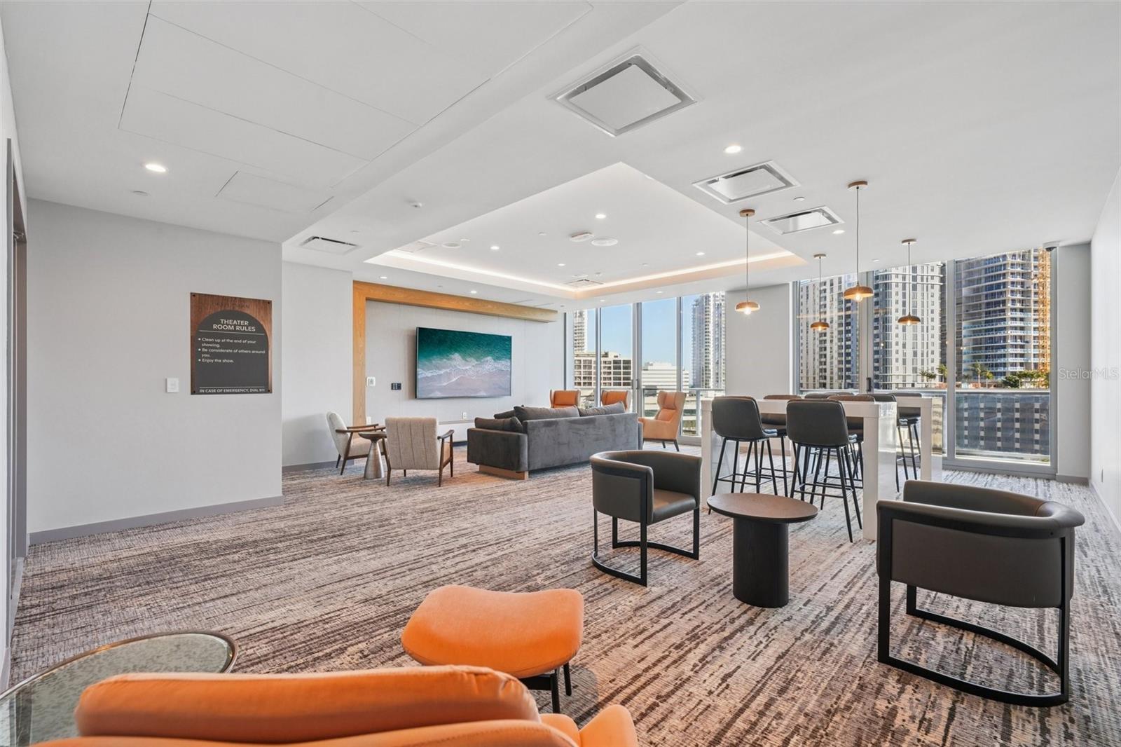 400 CENTRAL - Residential