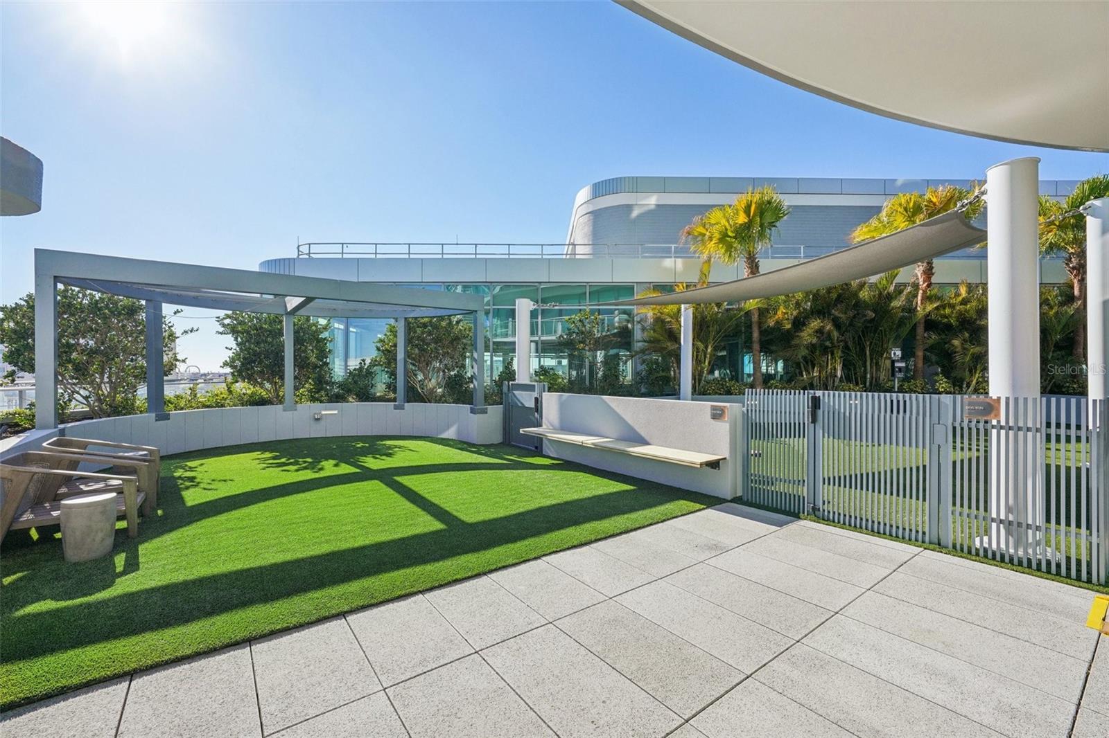 400 CENTRAL - Residential