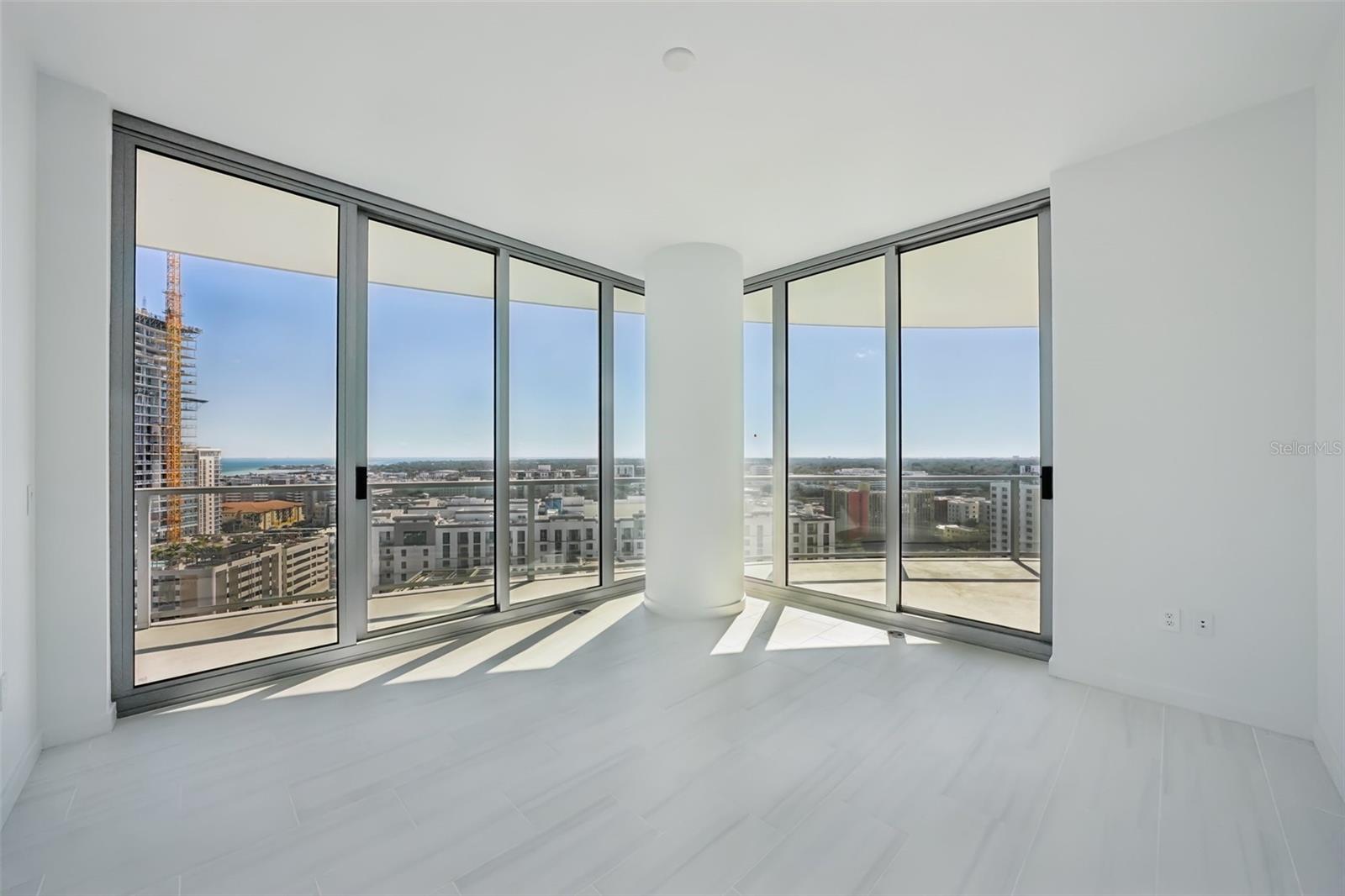 400 CENTRAL - Residential