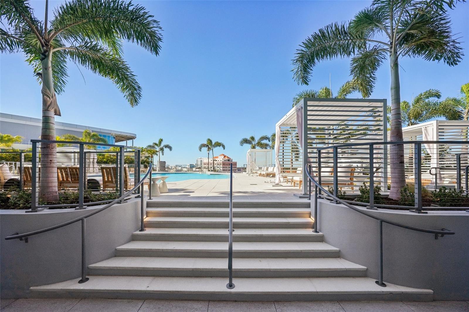 400 CENTRAL - Residential