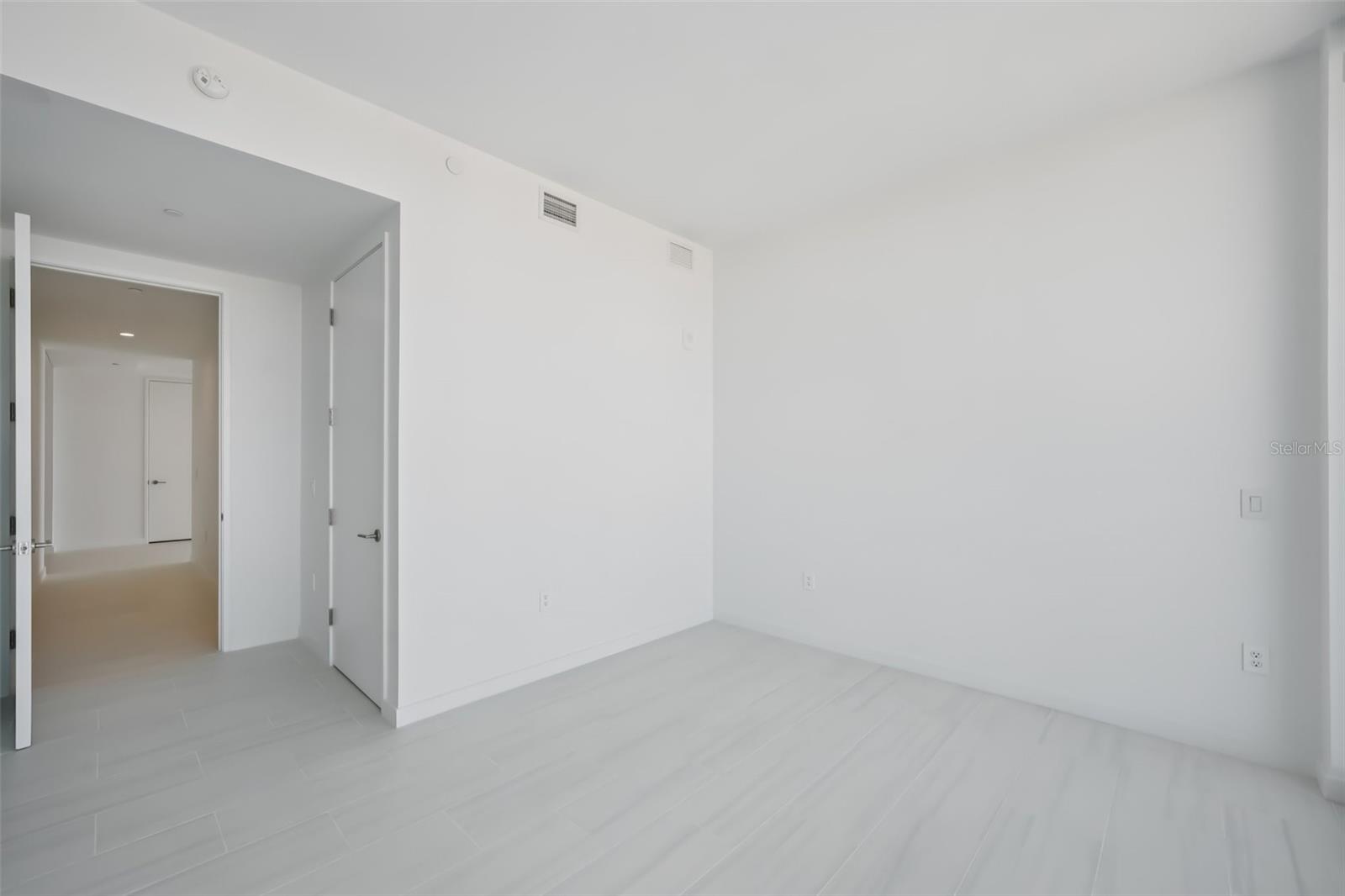 400 CENTRAL - Residential