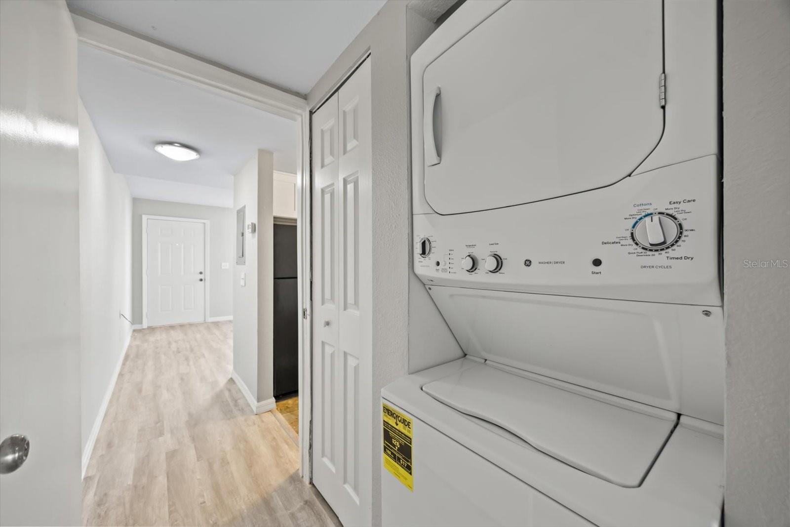 WATERSIDE CONDO I - Residential