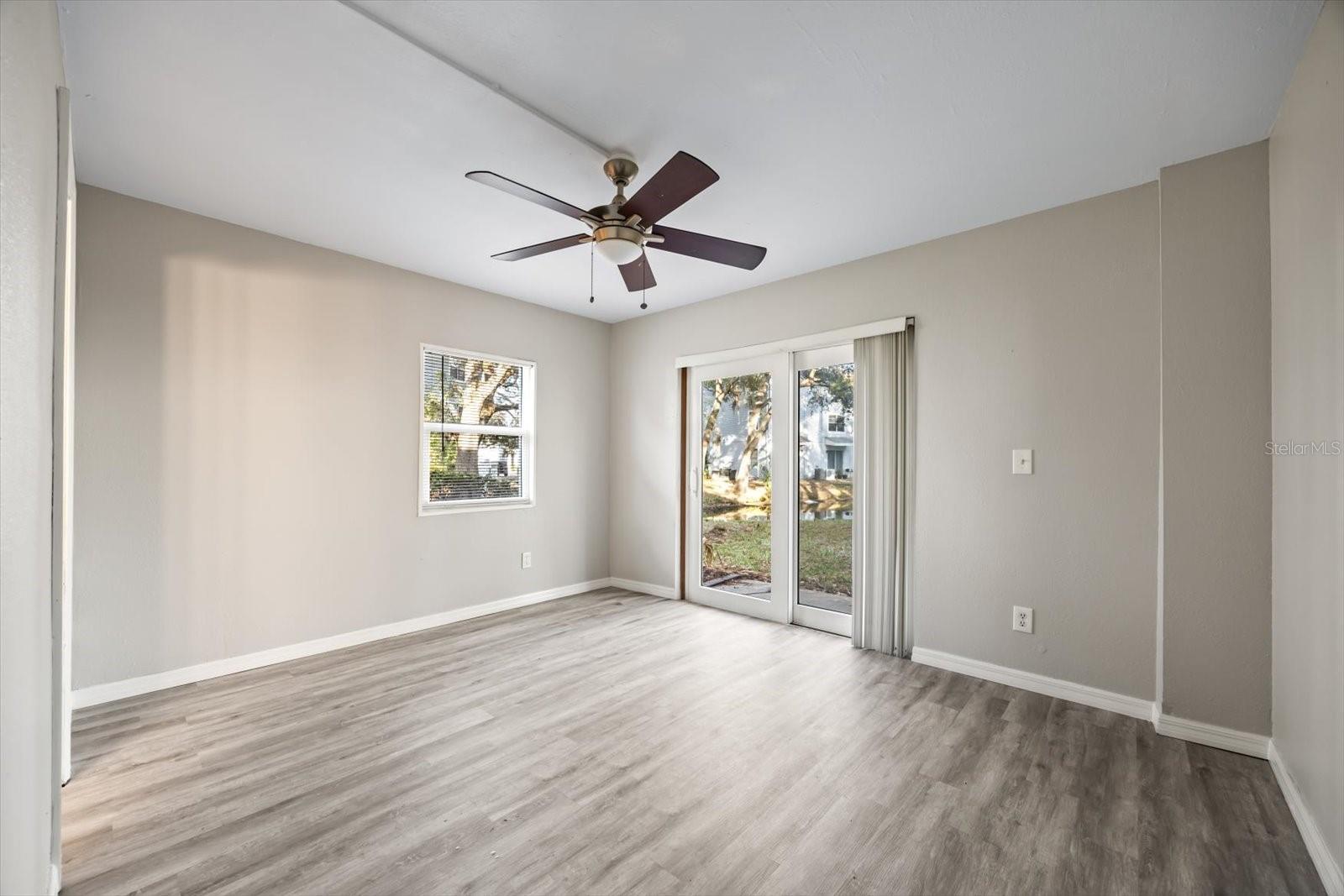 WATERSIDE CONDO I - Residential