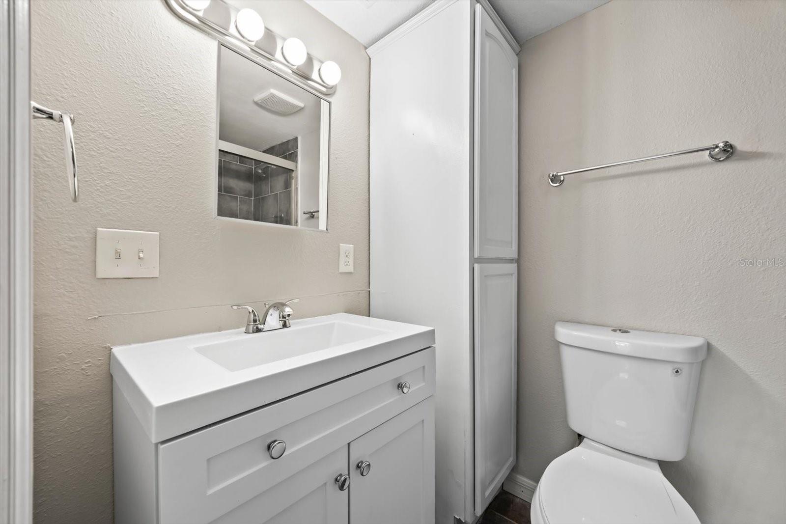 WATERSIDE CONDO I - Residential