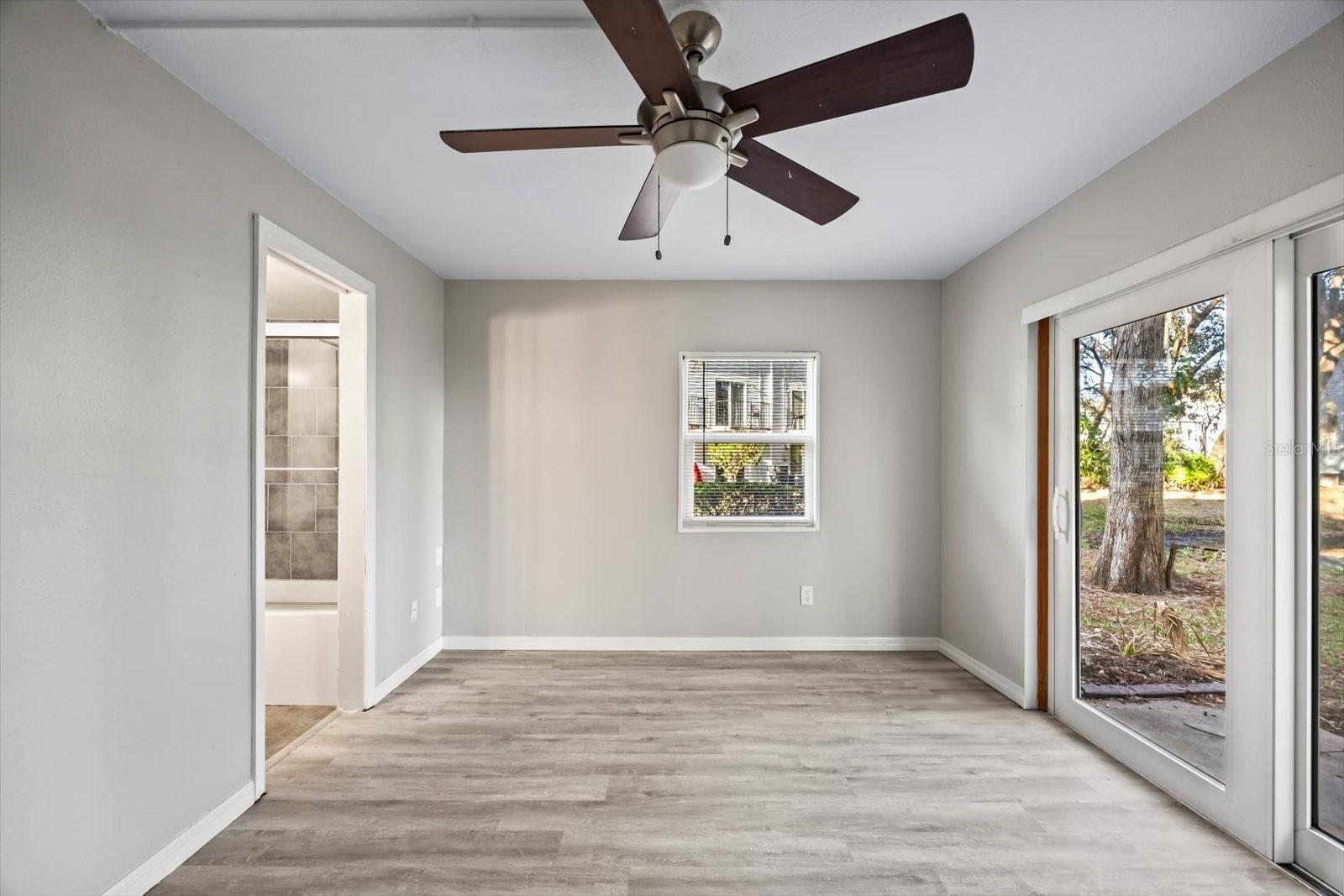 WATERSIDE CONDO I - Residential