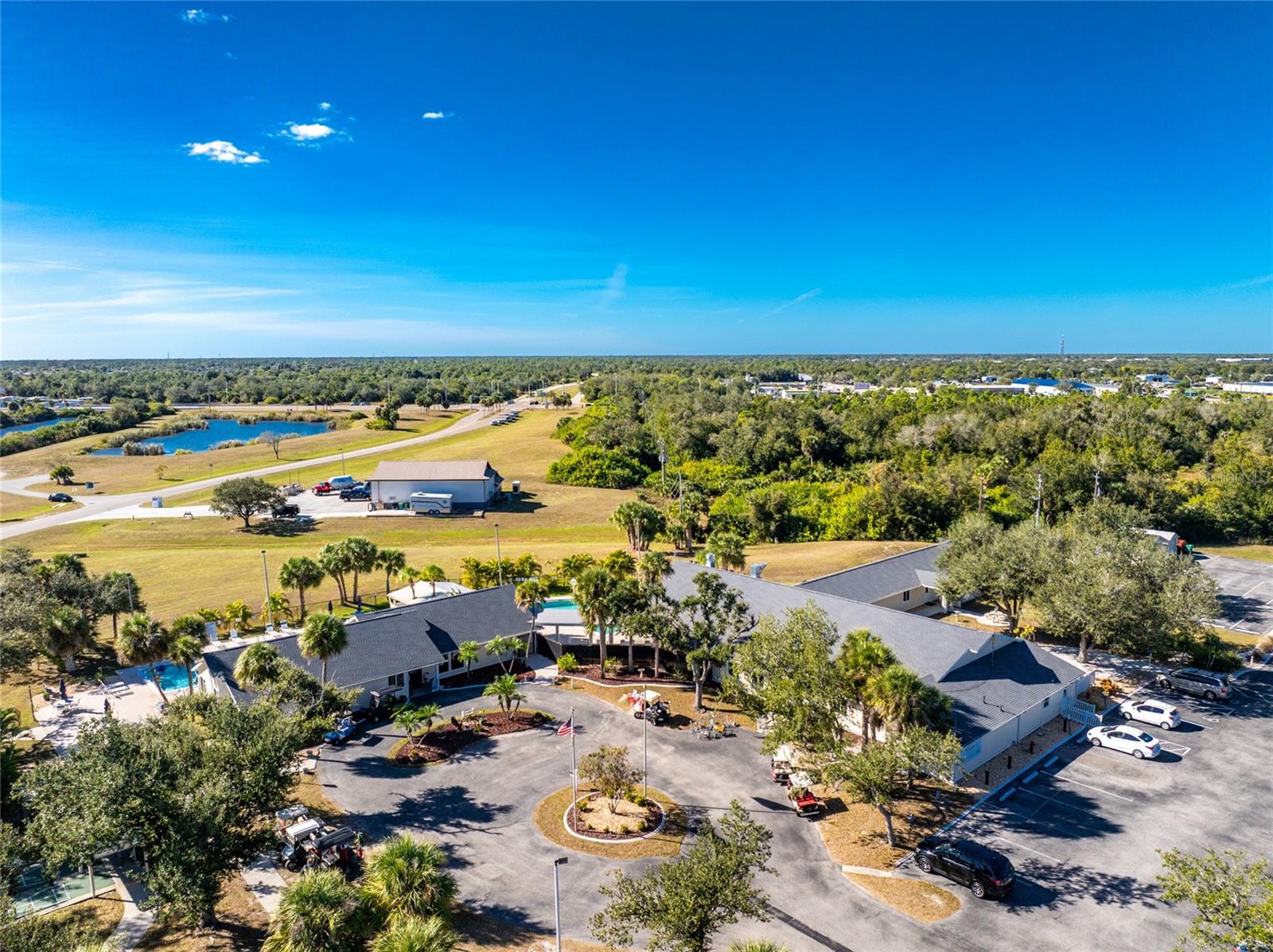 VILLAGE HOL LAKES - Residential