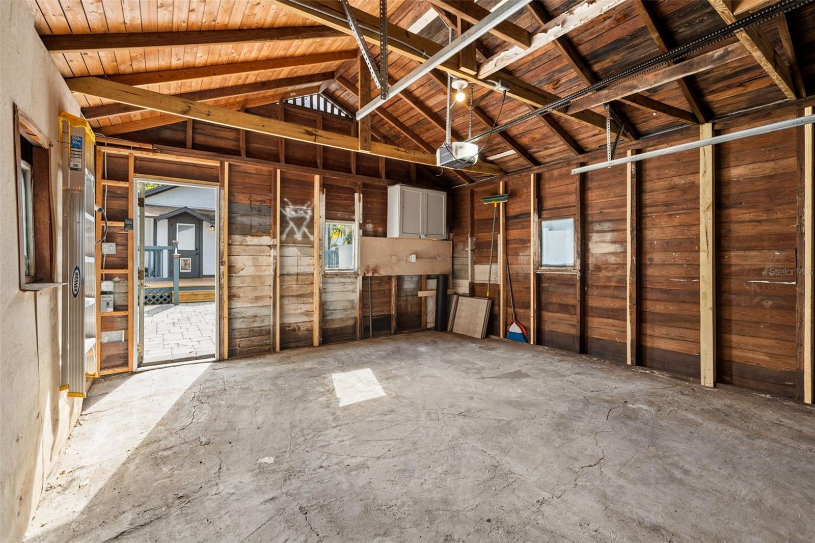 BARNARD ERASTUS A S REV SUB - Residential Lease