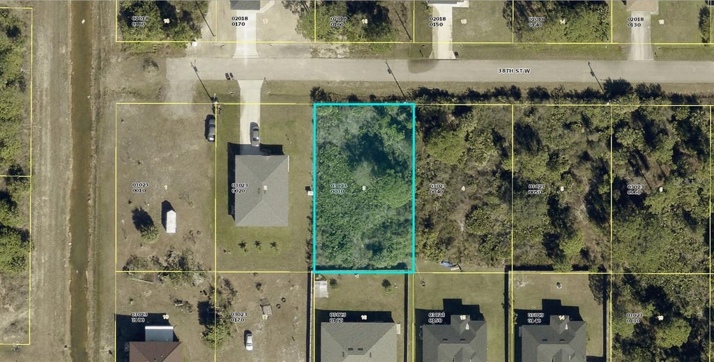 Photo of 3013 38th Street W, Lehigh Acres, FL 33971 (MLS # A4698852)