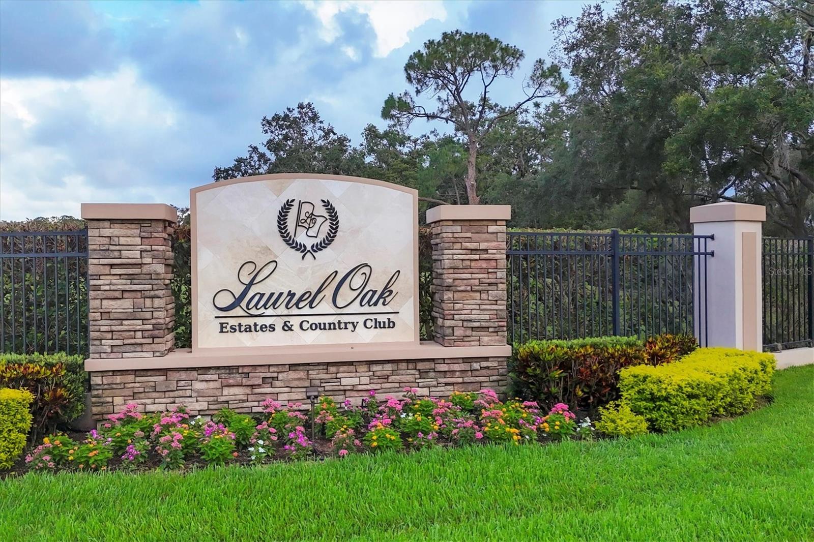 LAUREL OAK ESTATES - Residential