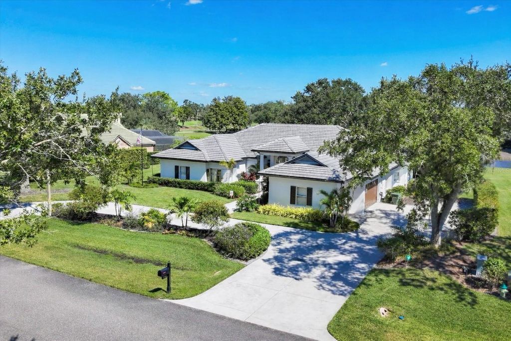 Photo of 3386 Charles Macdonald Drive, Sarasota, FL 34240 (MLS # A4676175)