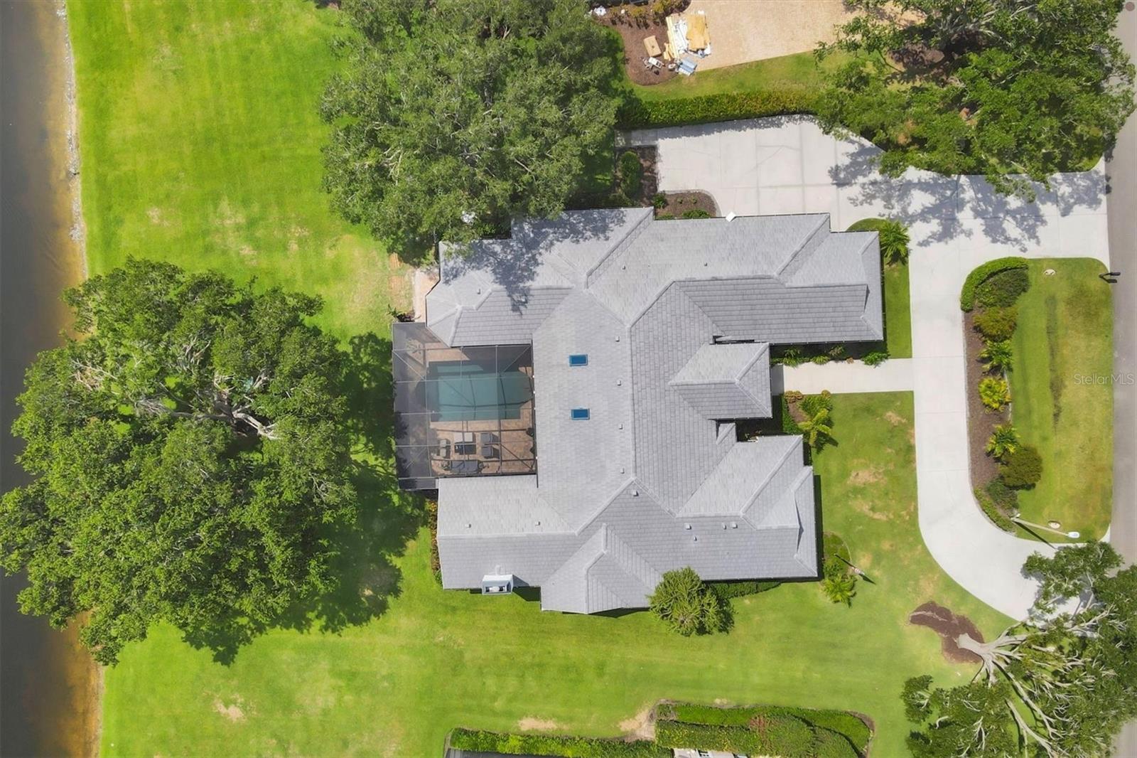 LAUREL OAK ESTATES - Residential