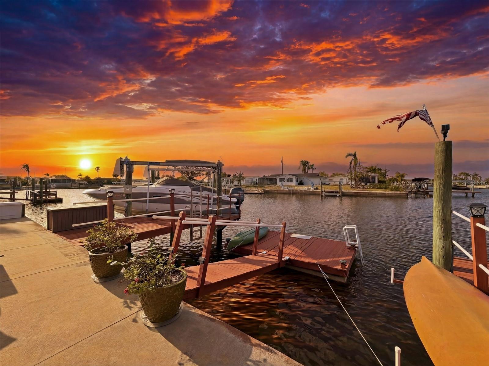 LEISURE BEACH - Residential