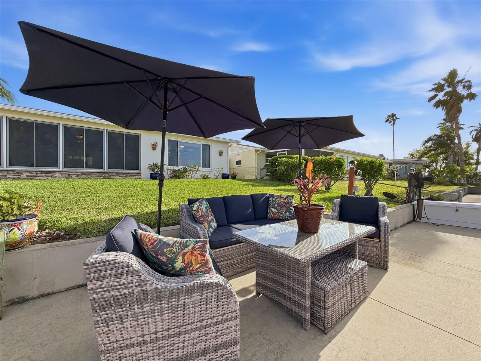 LEISURE BEACH - Residential