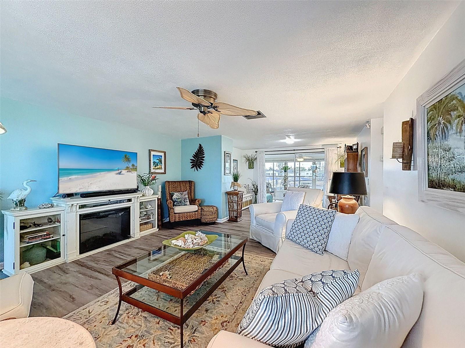 LEISURE BEACH - Residential