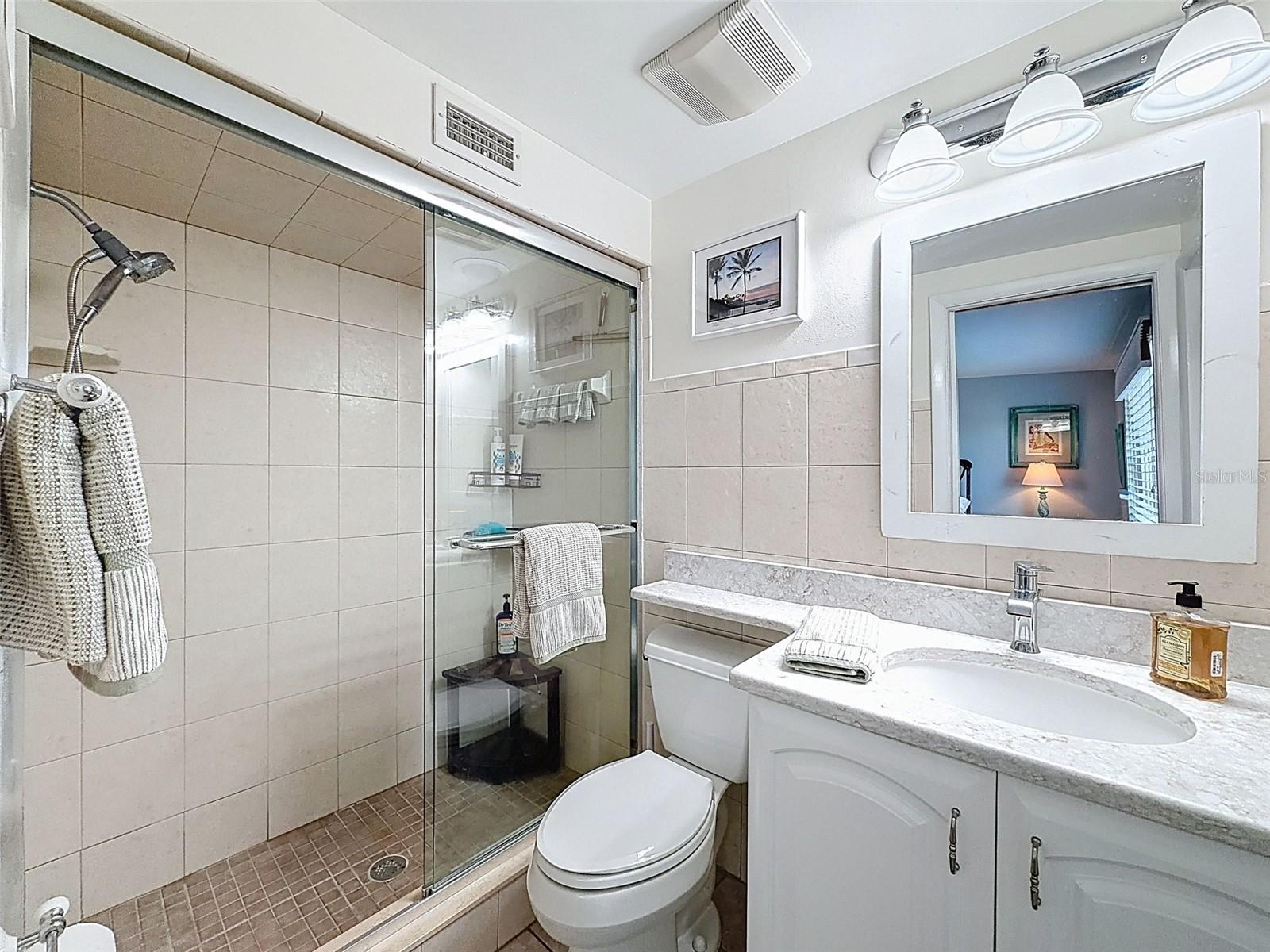 LEISURE BEACH - Residential