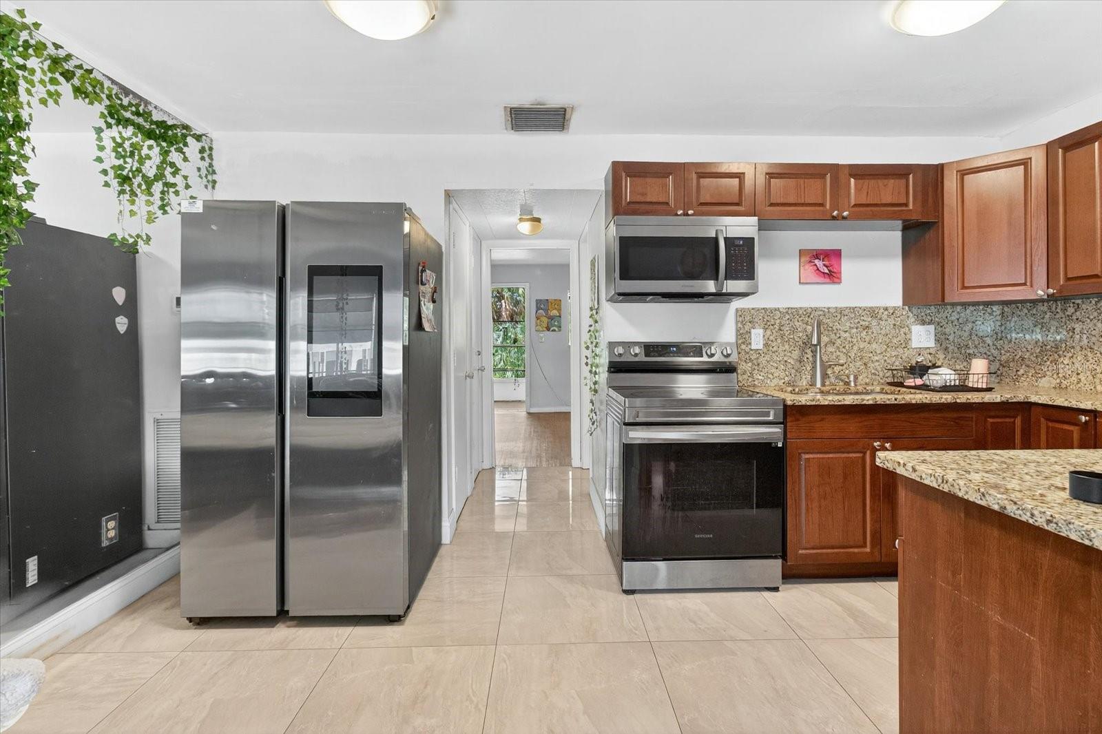 WAVERLY MANOR APTS CO-OP - Residential