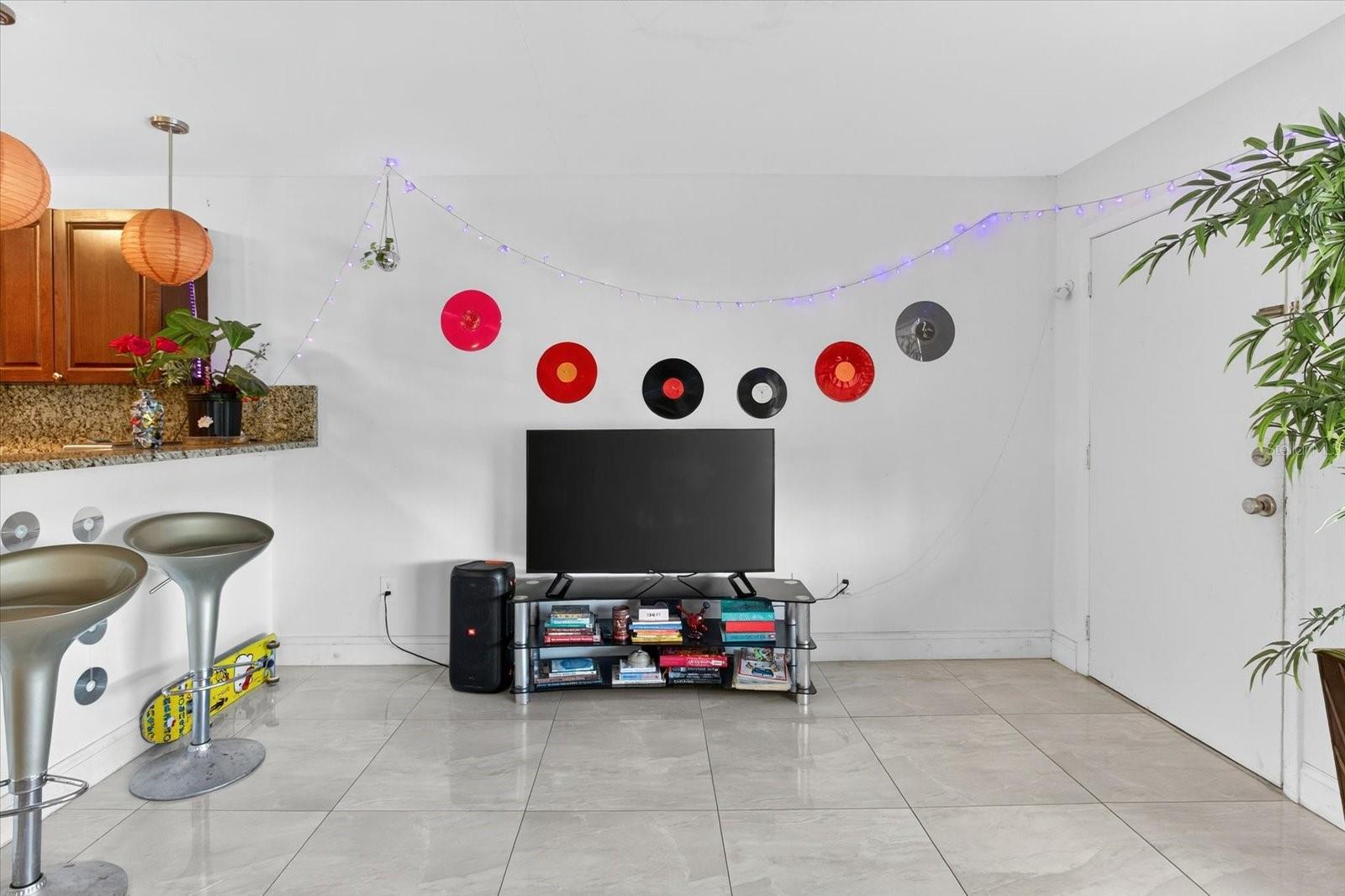 WAVERLY MANOR APTS CO-OP - Residential