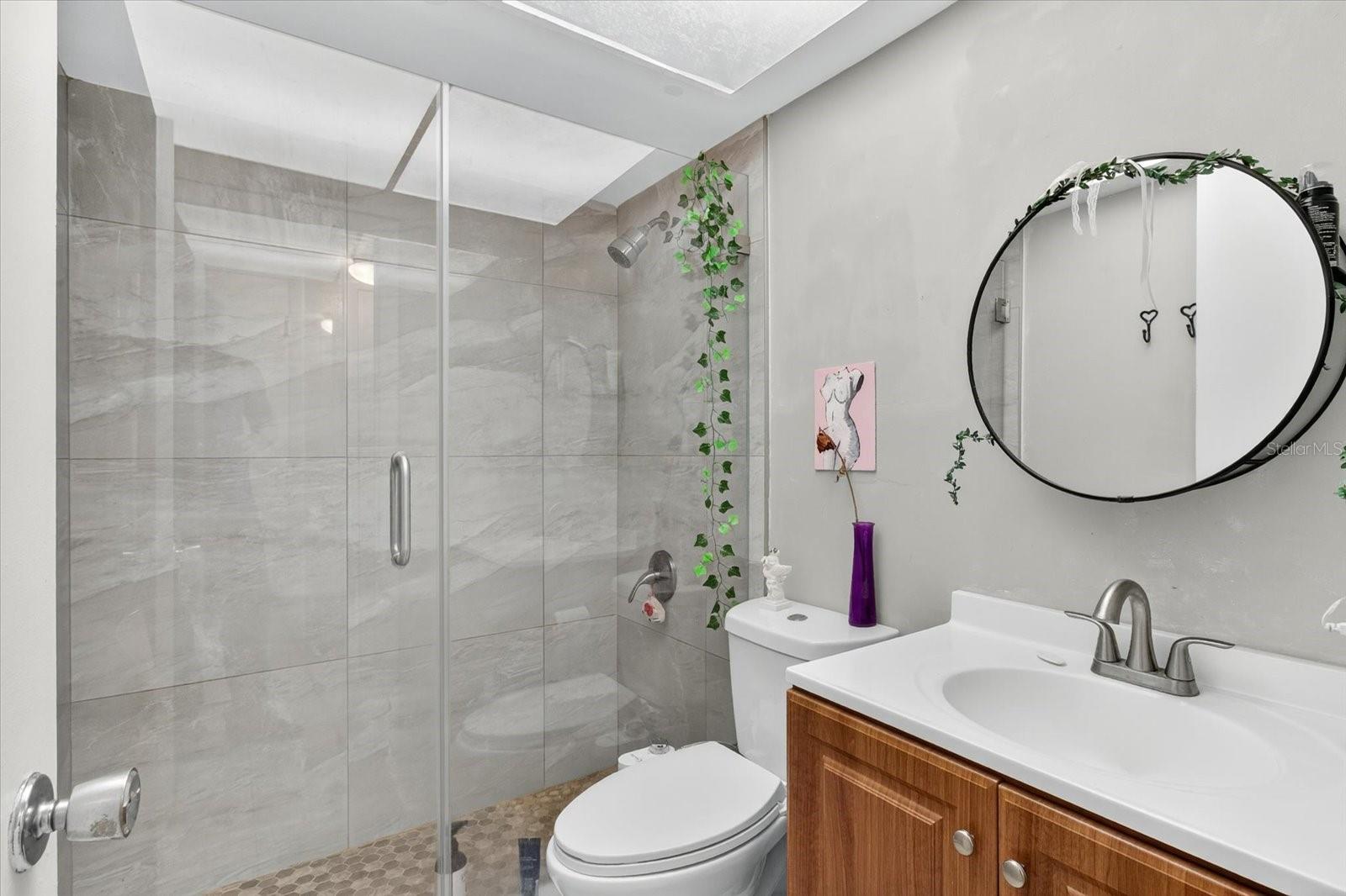 WAVERLY MANOR APTS CO-OP - Residential