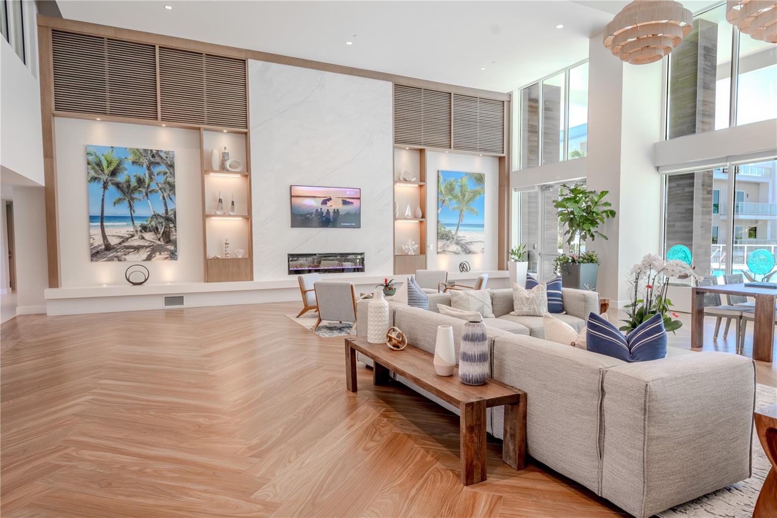 MARINA BAY 880 CONDO - Residential