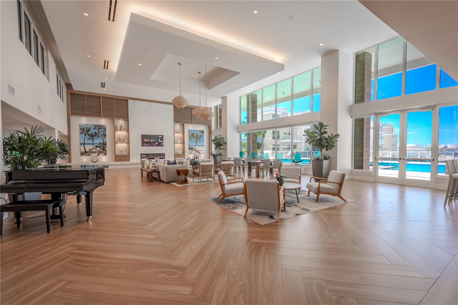 MARINA BAY 880 CONDO - Residential
