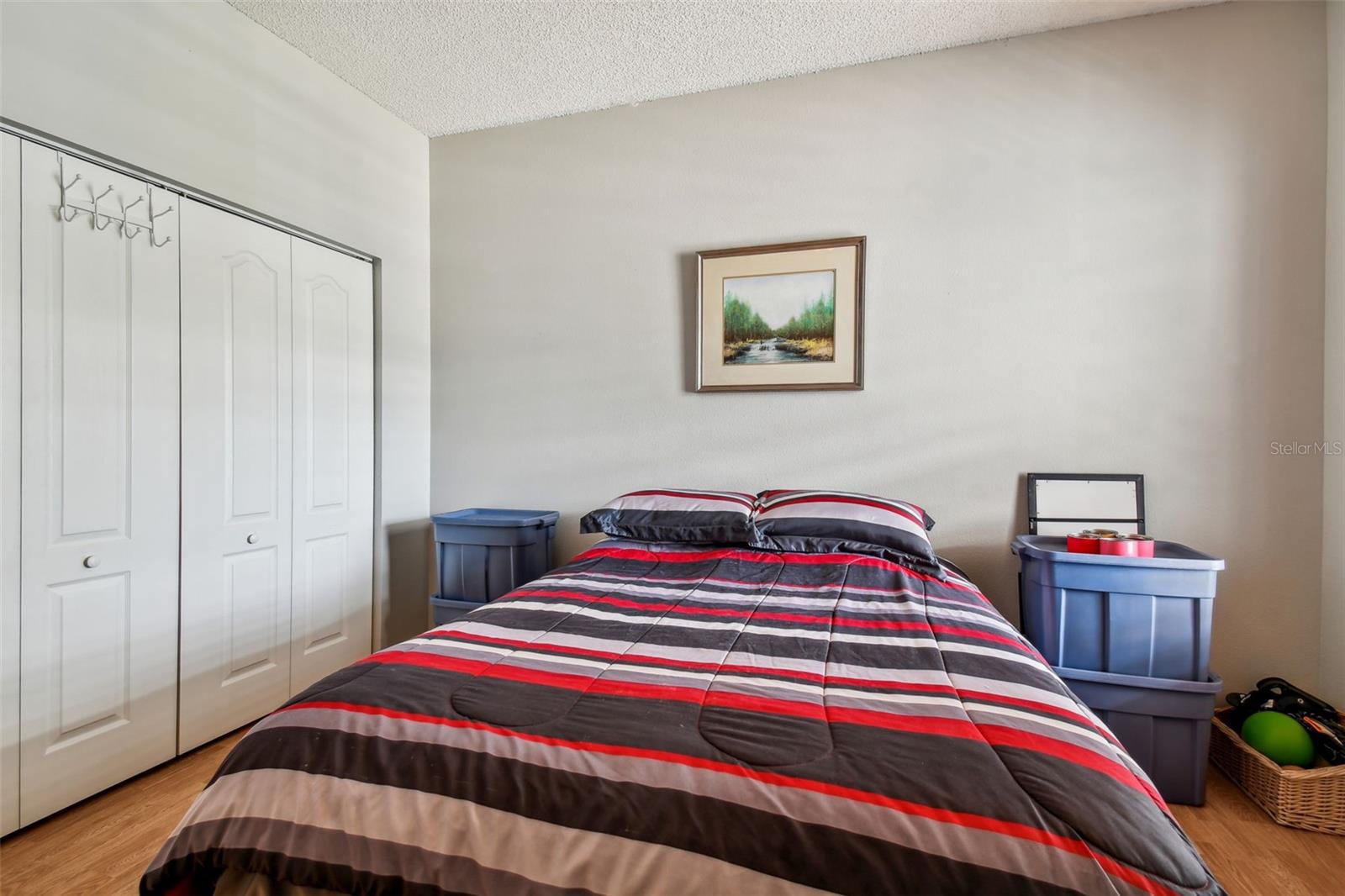 SUN KETCH TWNHMS AT CYPRESS LAKES - Residential