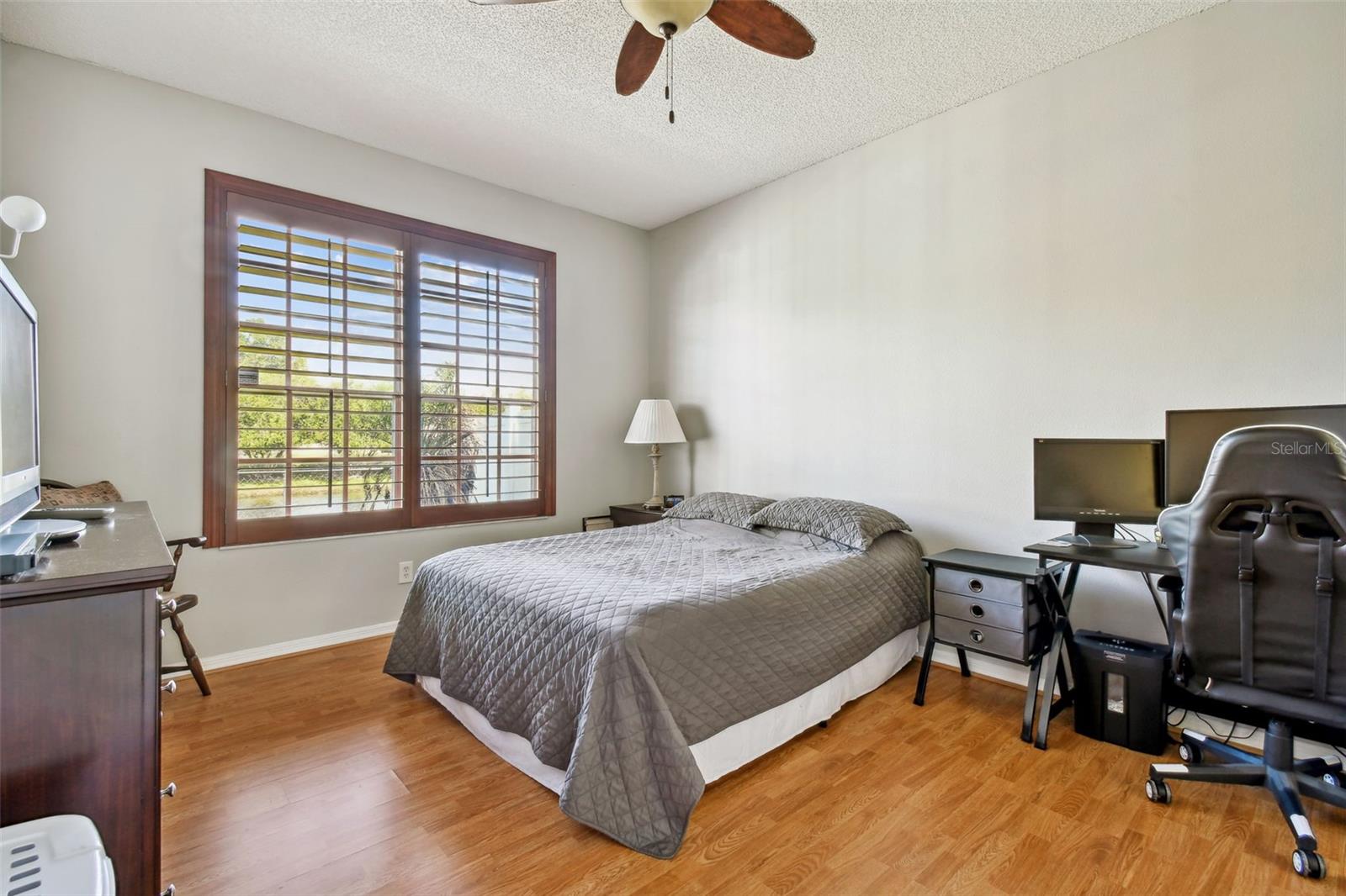 SUN KETCH TWNHMS AT CYPRESS LAKES - Residential