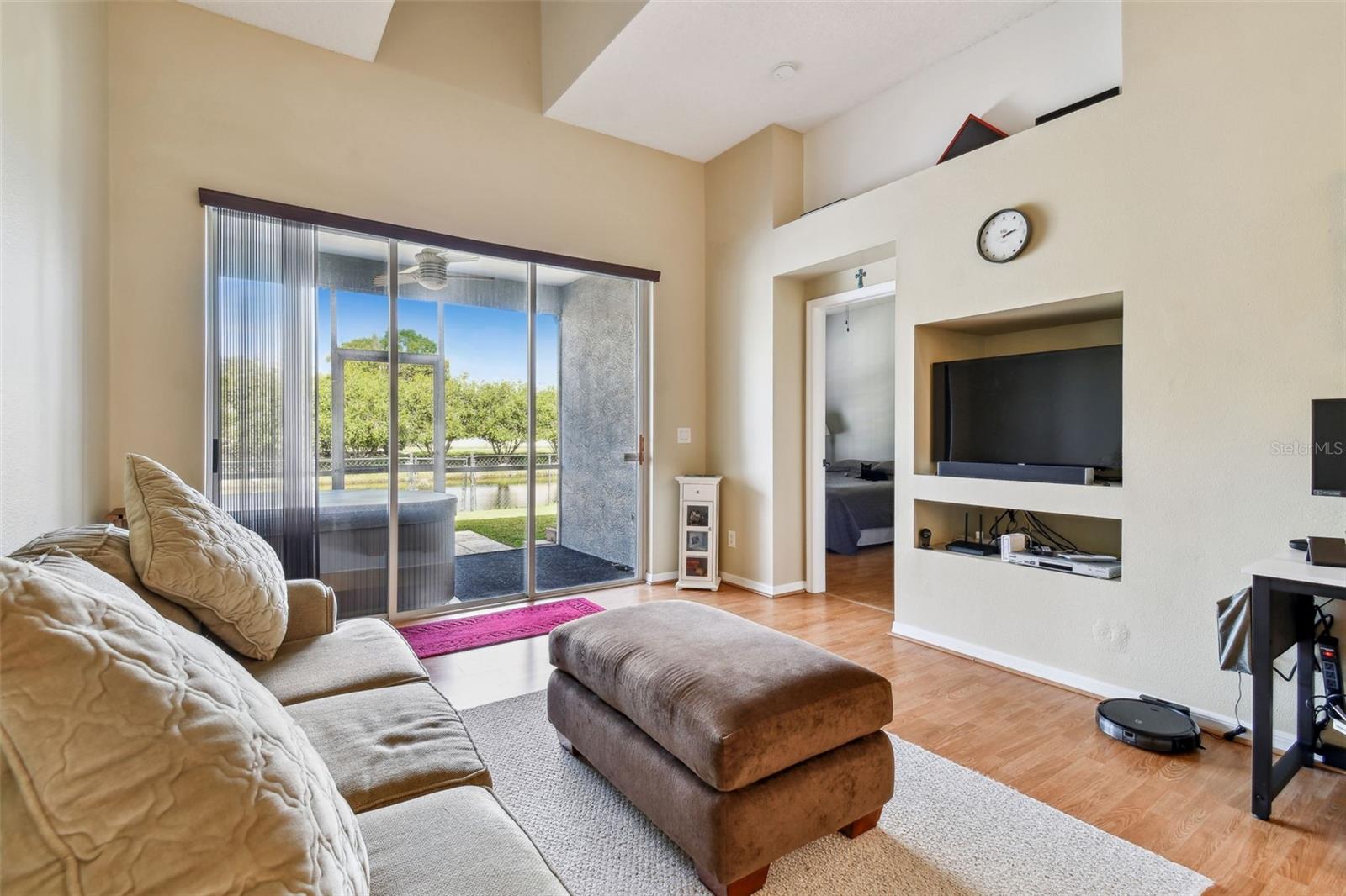 SUN KETCH TWNHMS AT CYPRESS LAKES - Residential