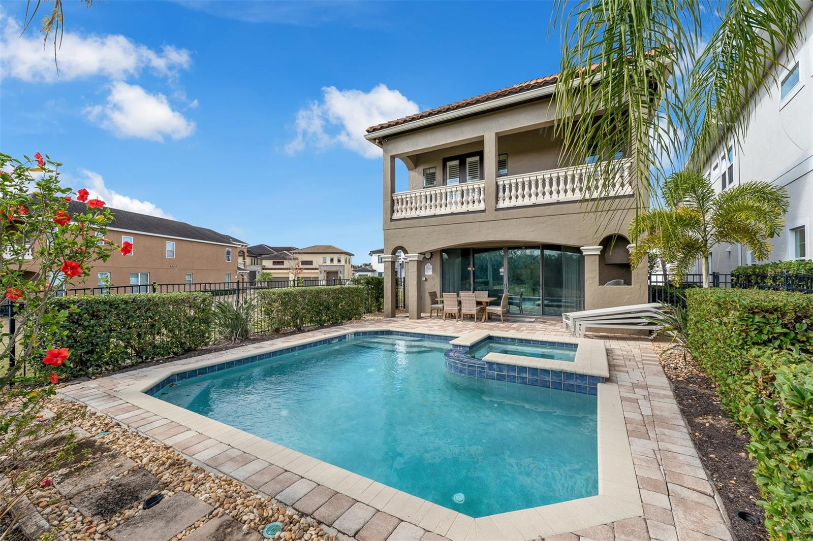 1181 CASTLE PINES COURT