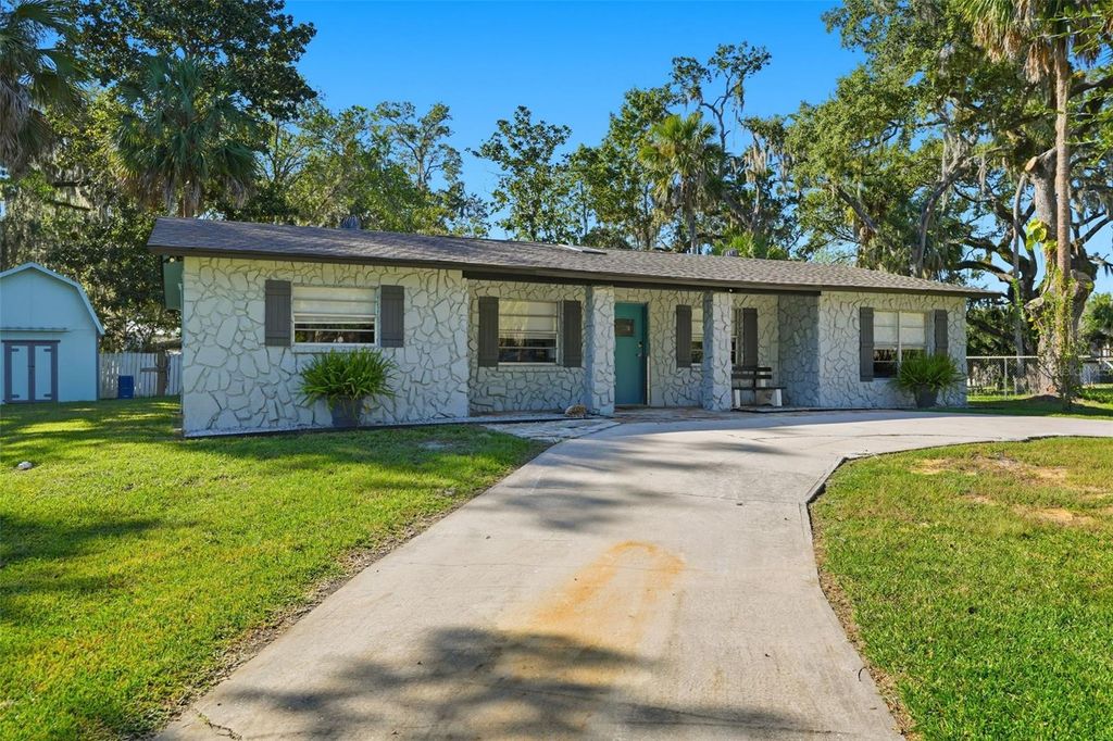 Photo of 1144 N Midiron Point, Crystal River, FL 34429 (MLS # TB8439897)