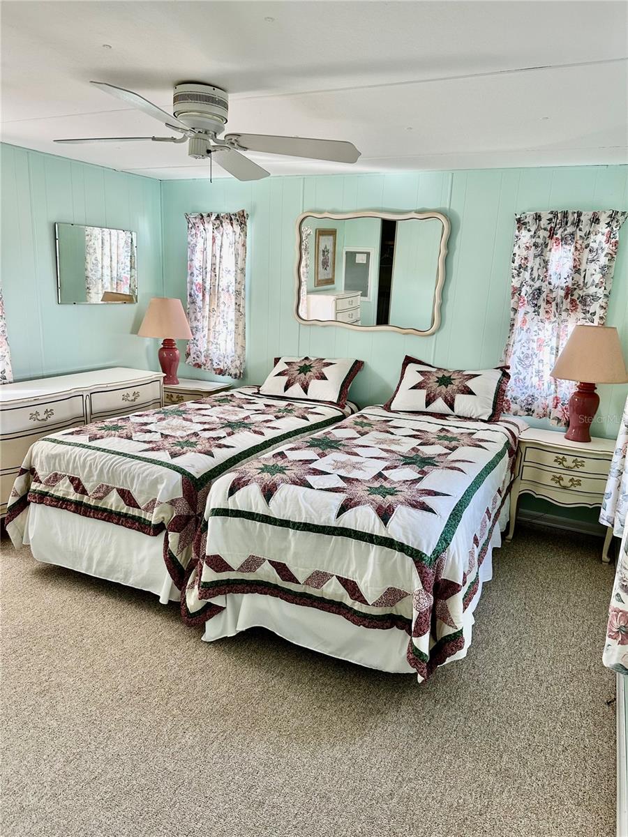 GOLDEN GATE MOBILE HOME PARK UNREC - Residential