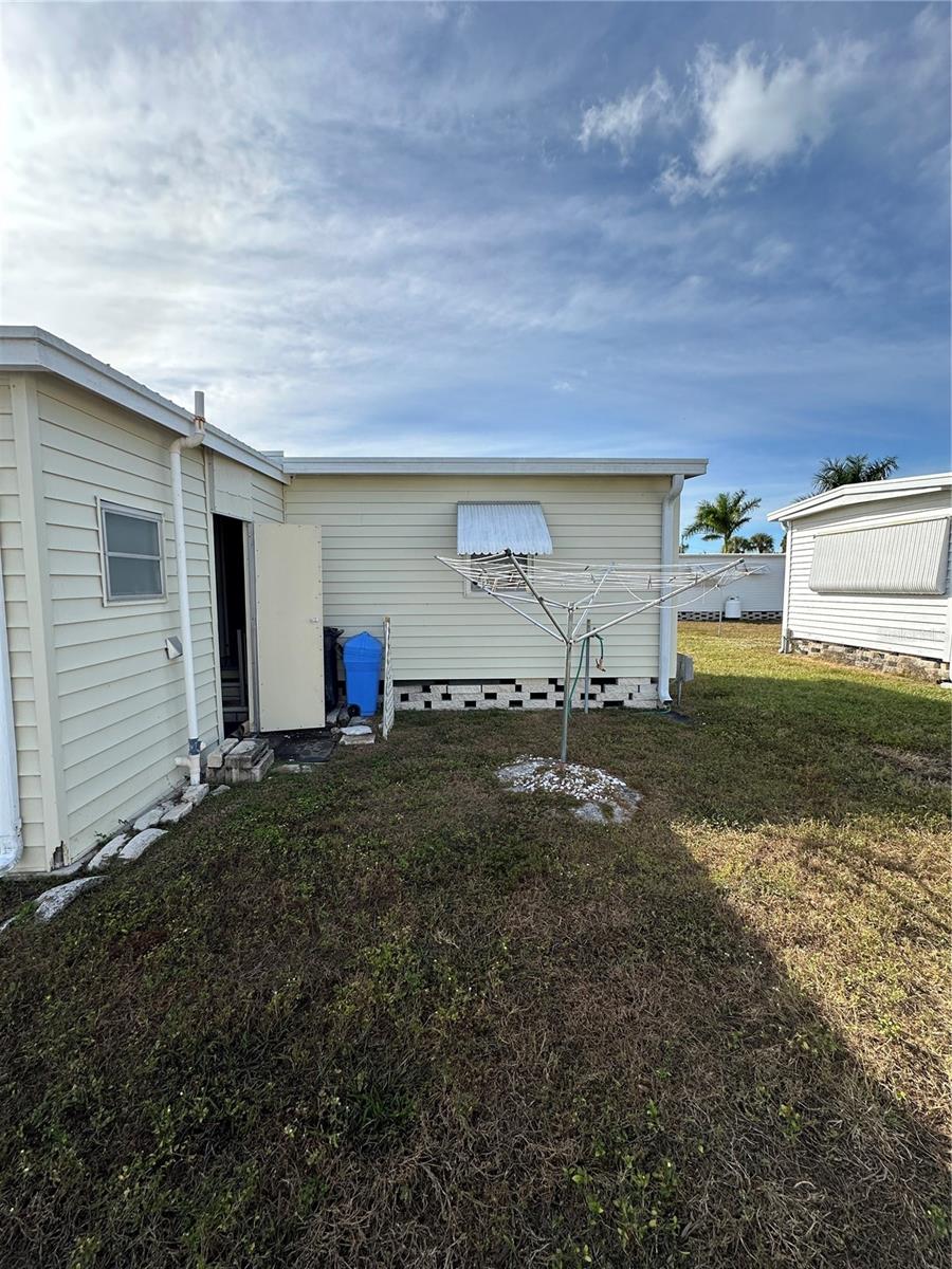 GOLDEN GATE MOBILE HOME PARK UNREC - Residential