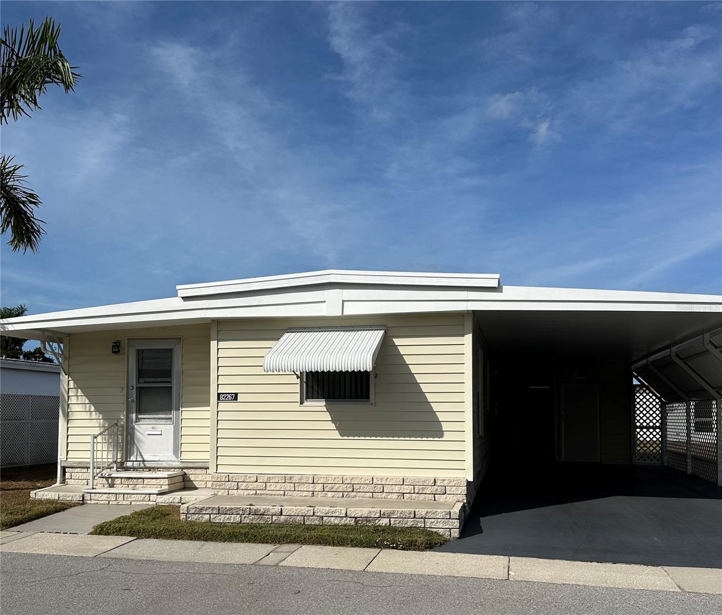 GOLDEN GATE MOBILE HOME PARK UNREC - Residential