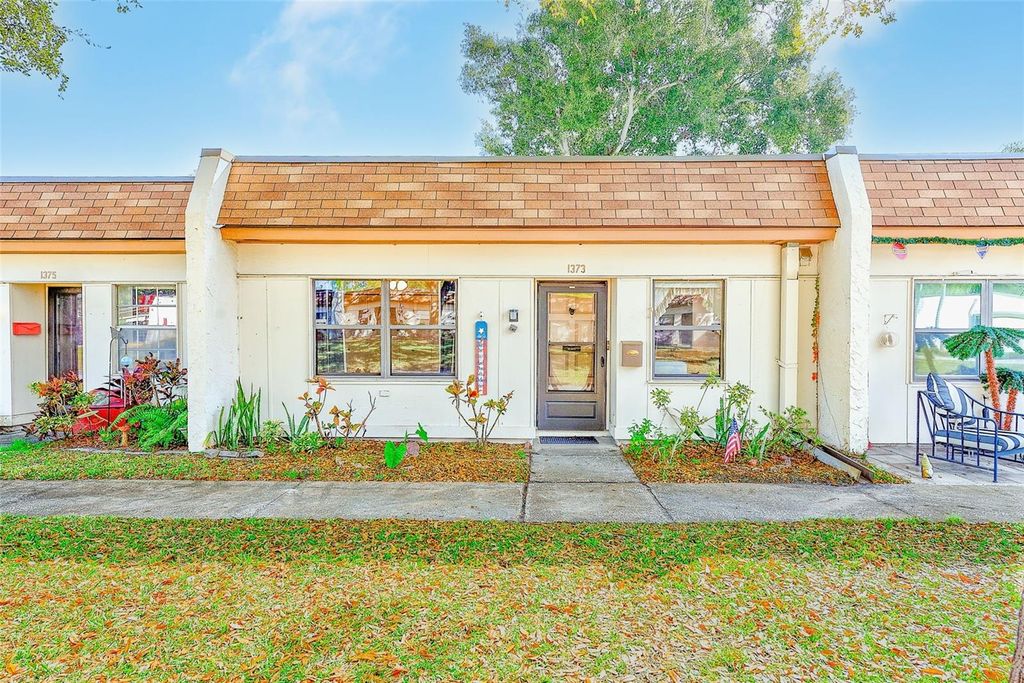 Photo of 1373 Mission Hills Boulevard, Clearwater, FL 33759 (MLS # TB8462390)