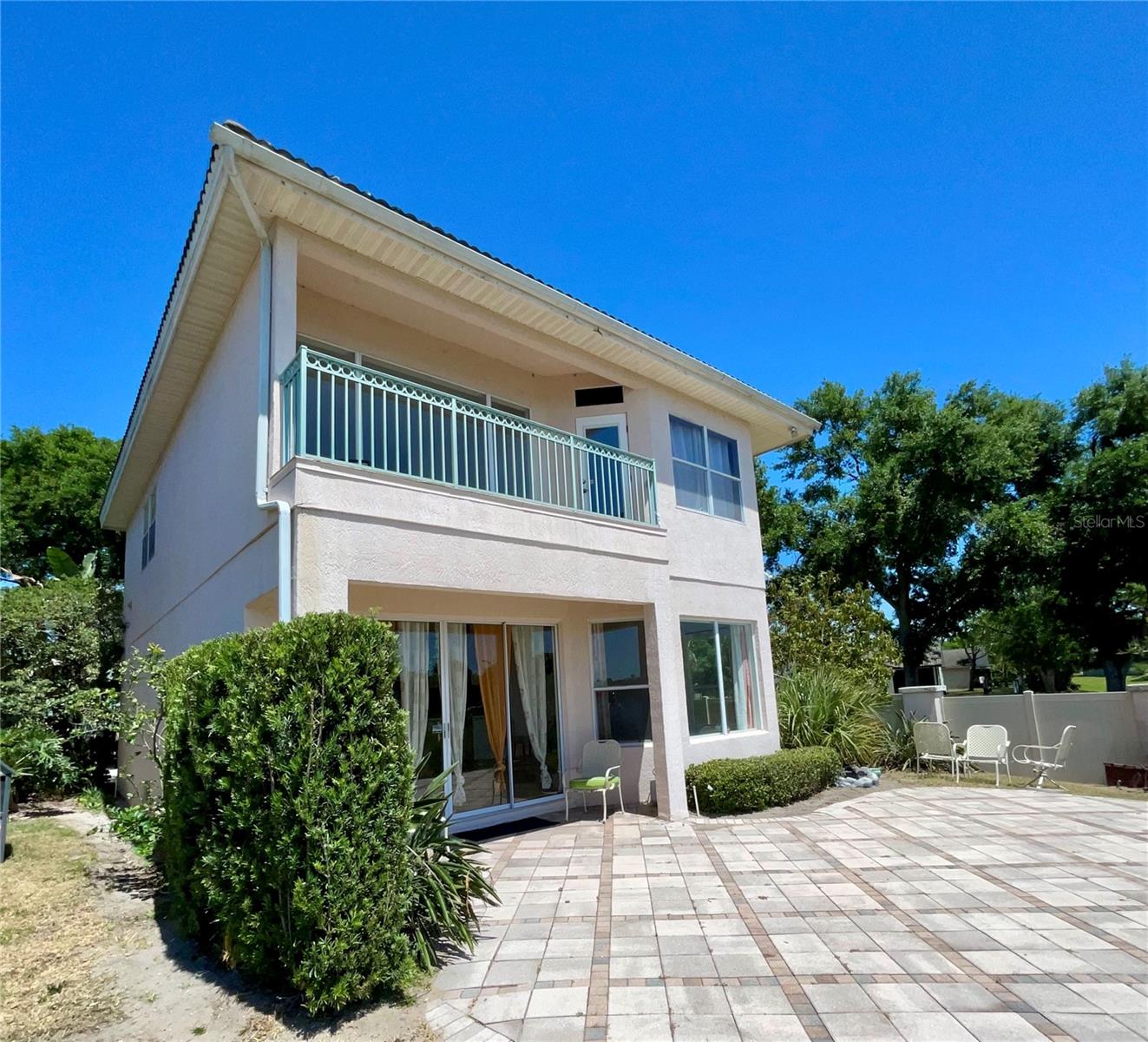 CINNAMON BAY CLUB - Residential Lease