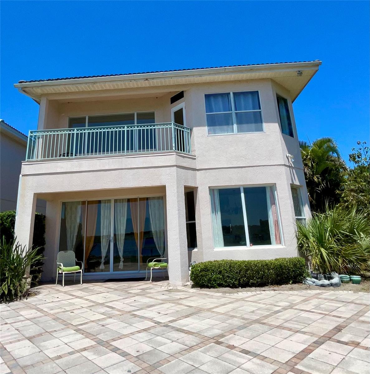 CINNAMON BAY CLUB - Residential Lease