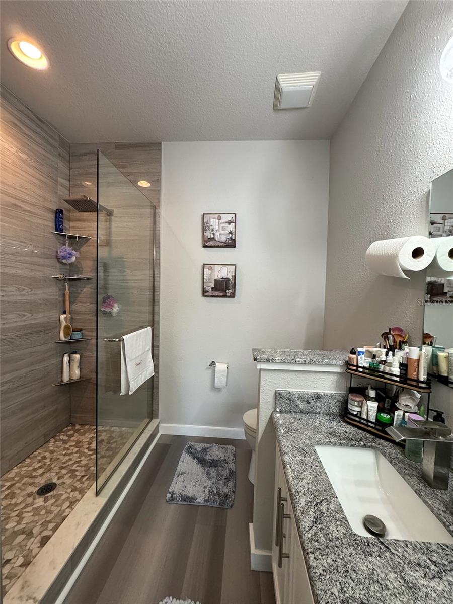 SOUTH POINTE PH 1 UNIT 5-B - Residential Lease