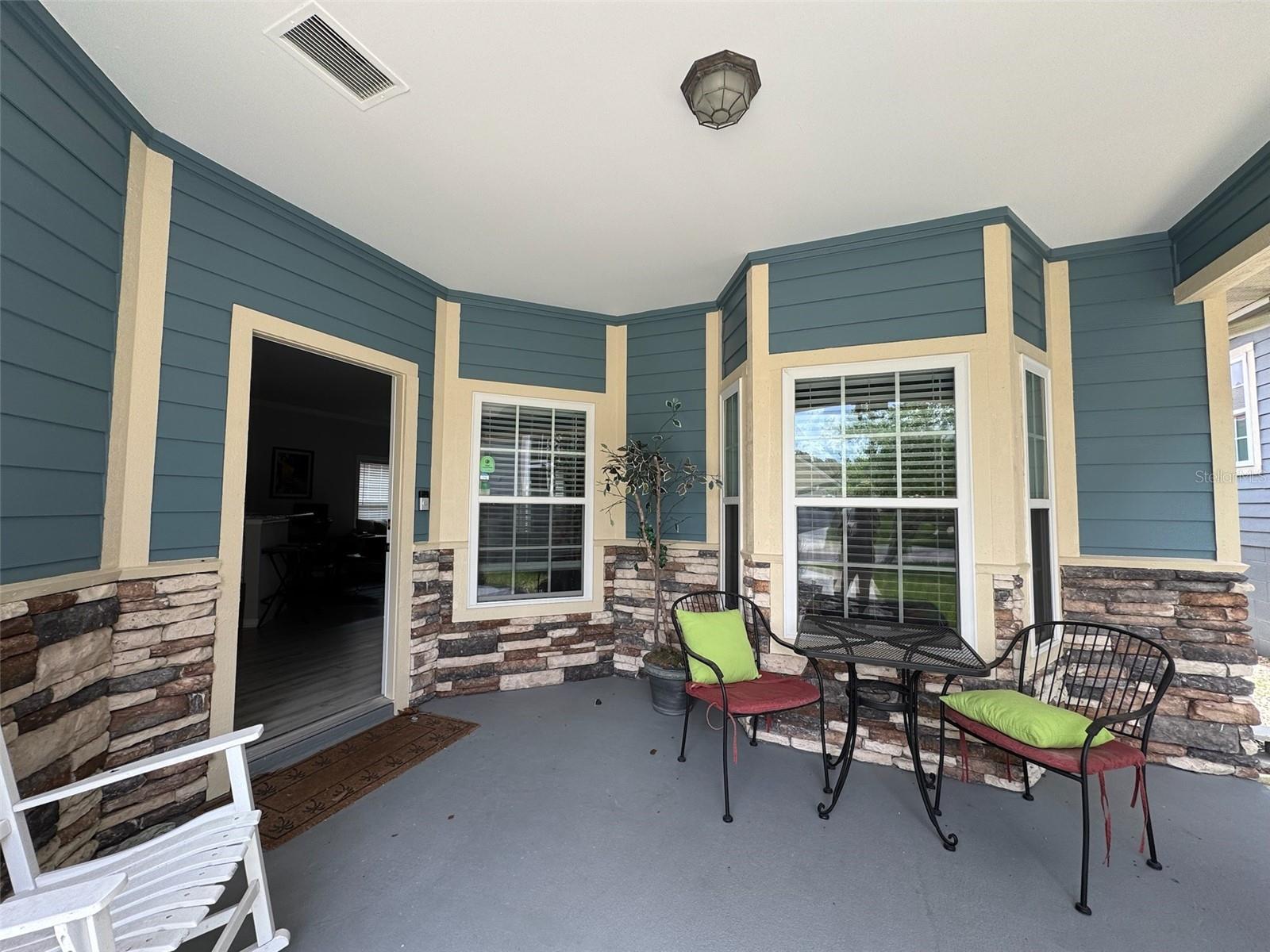 SOUTH POINTE PH 1 UNIT 5-B - Residential Lease